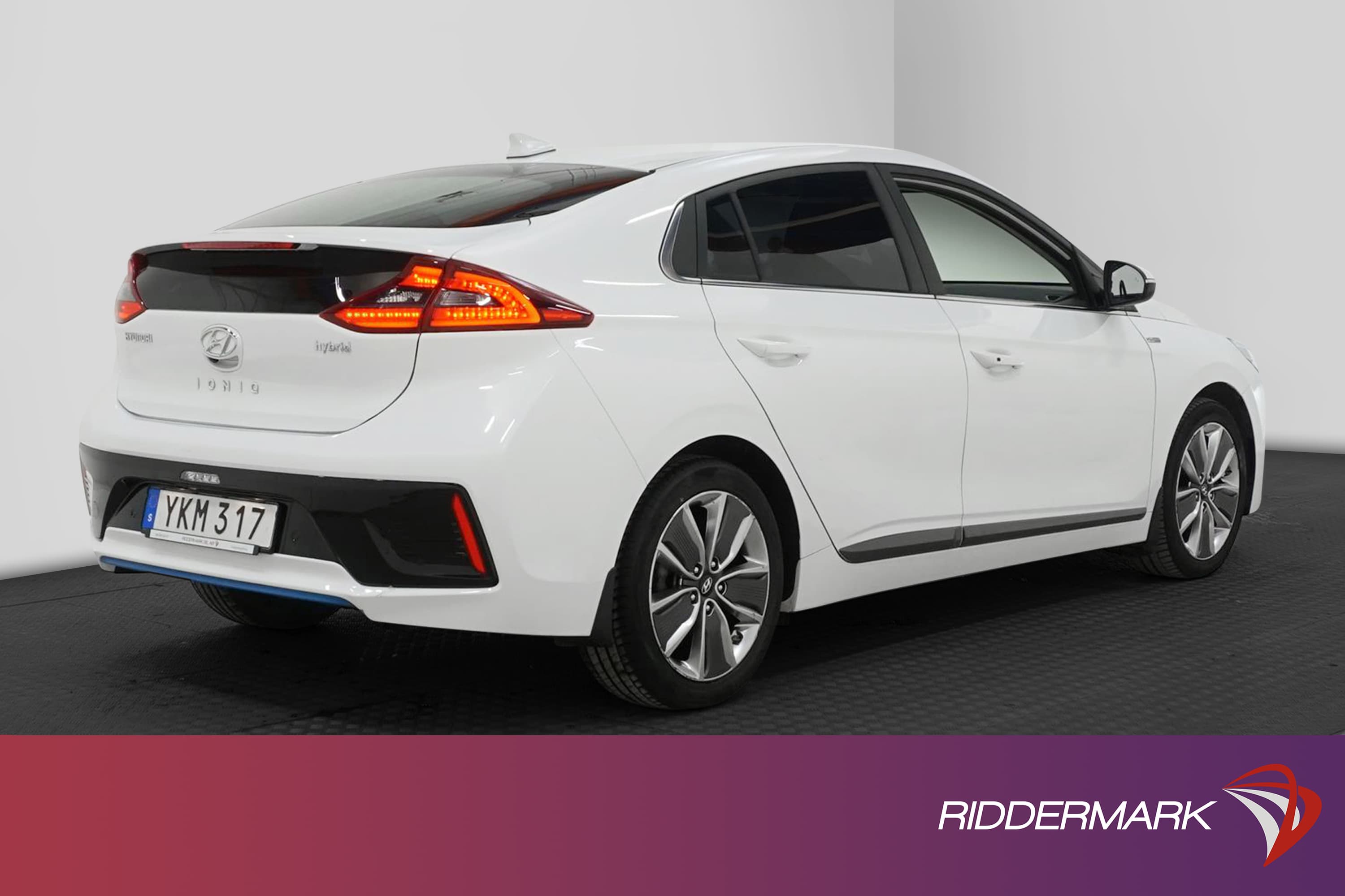 Hyundai IONIQ Hybrid 1.6 DCT 141hk Backkamera Navi 0,39l/mil