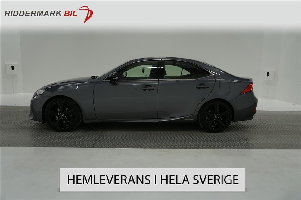 Lexus IS 300h 2.5 223hk