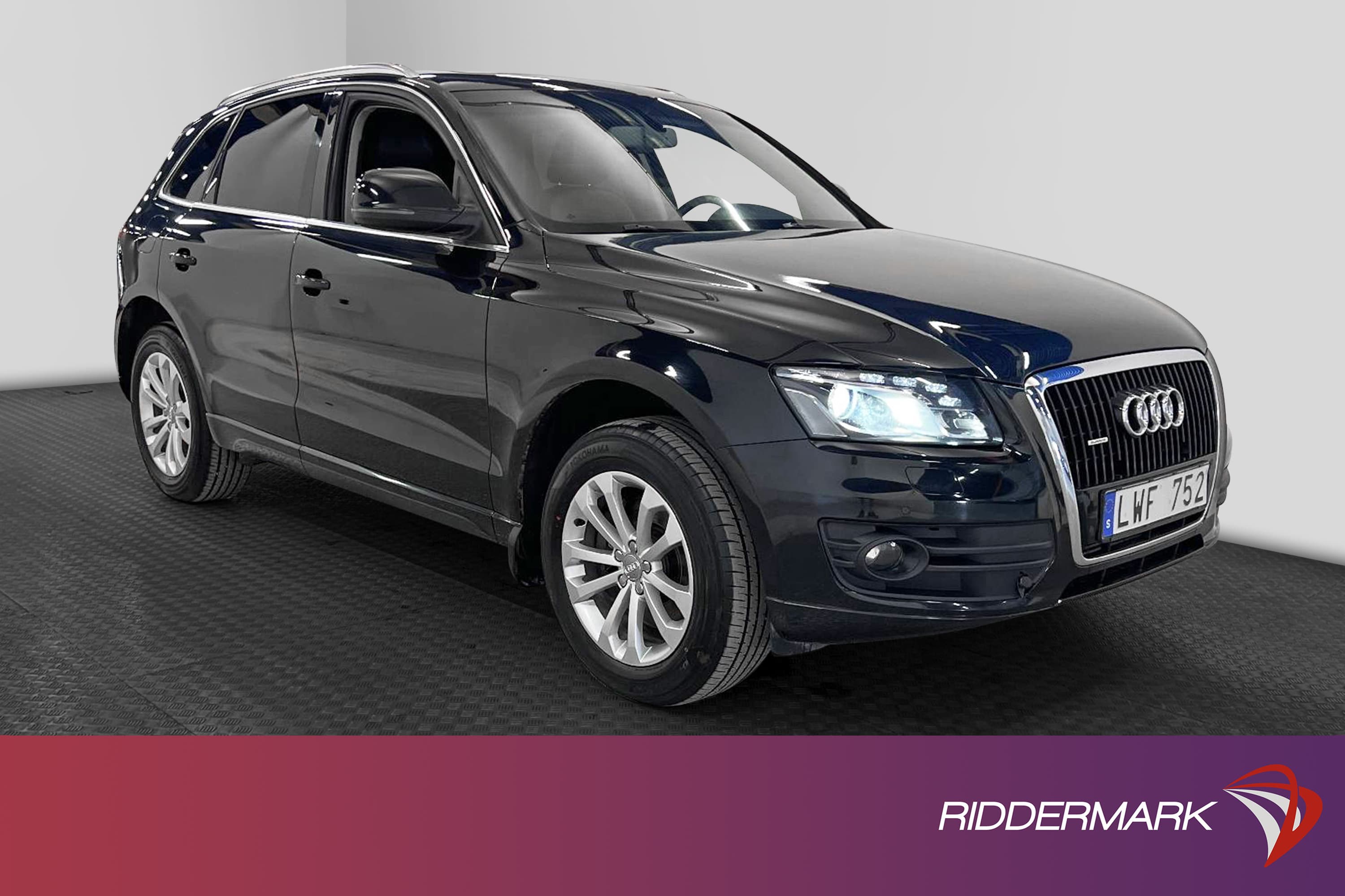 Audi Q5 3.0 TDI V6 Quattro 239hk Pano Drag Värmare Navi PDC