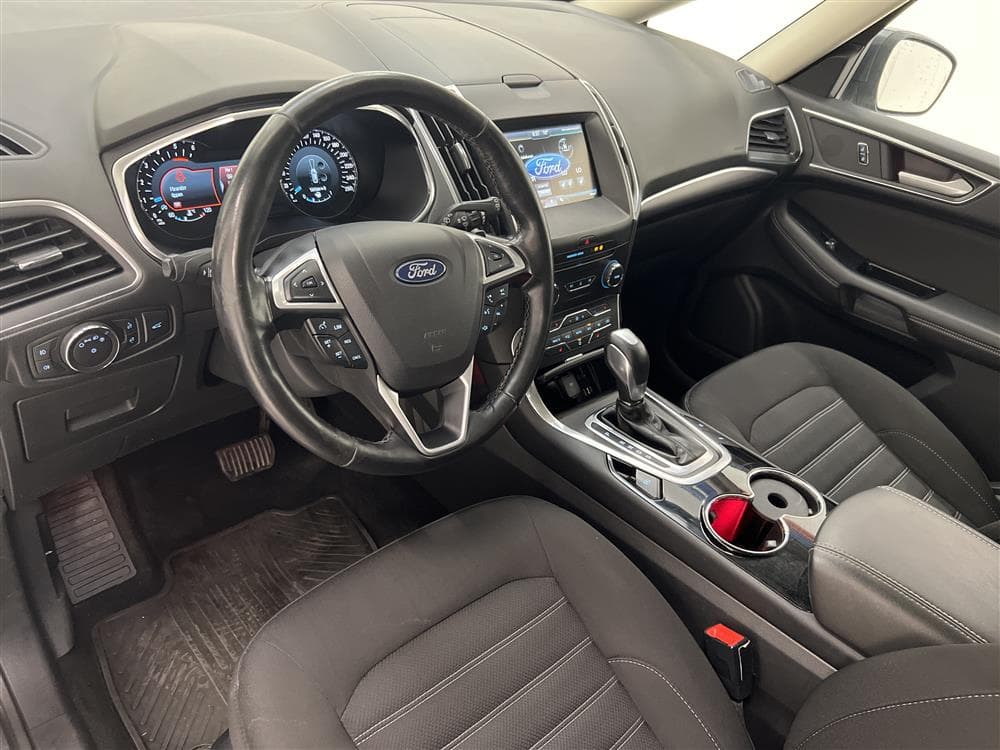 Ford Galaxy 2.0 TDCI 180hk AWD Titanium 7-Sits D-Värm Draginteriör