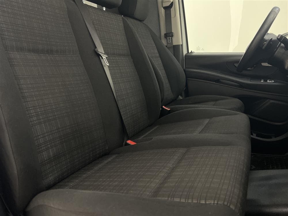 Mercedes-Benz Vito 116 Automat 163hk Lång Kamera Värmare Mo interiör
