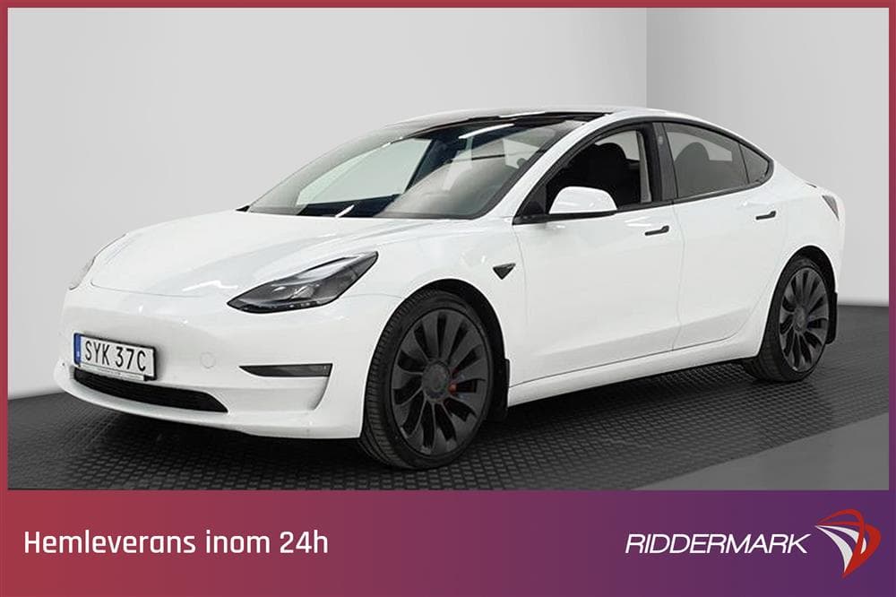Tesla Model 3 Performance AWD Svensksåld Premiumexteriör