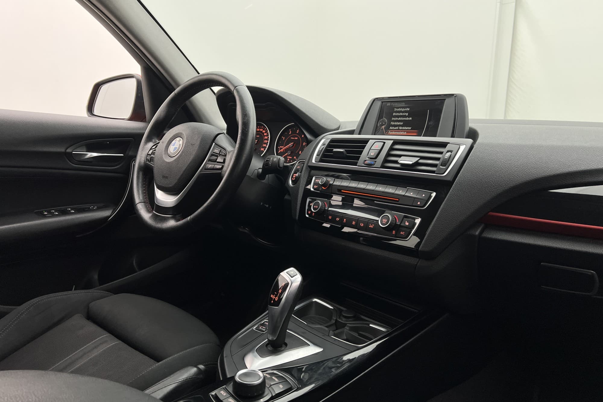 BMW 118 d Steptronic 150hk Sport line P-Sensorer Keyless