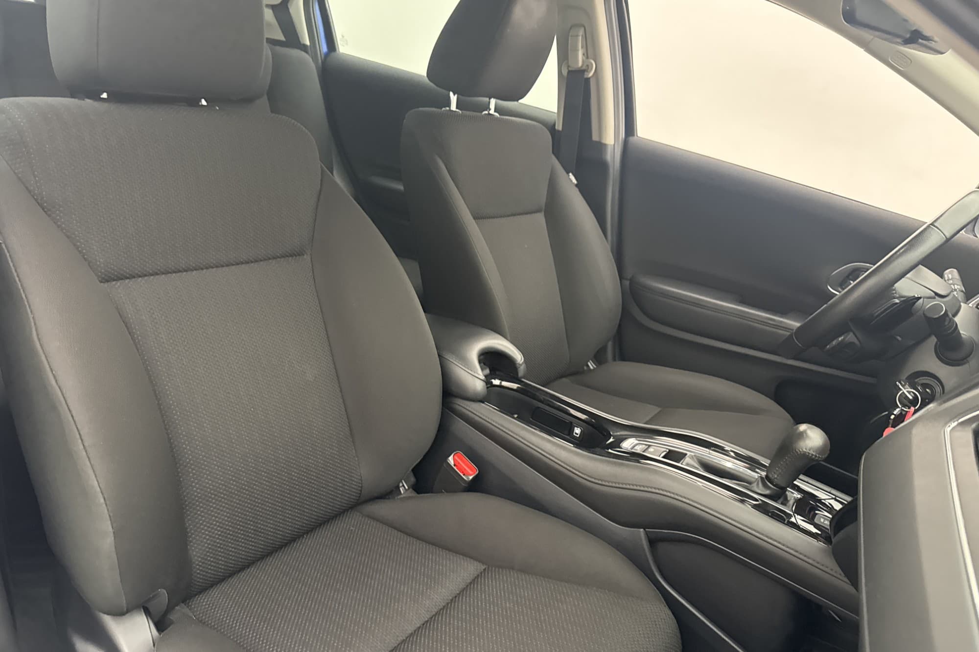 Honda HR-V 1.5 i-VTEC 131hk Elegance Navigation Bluetooth