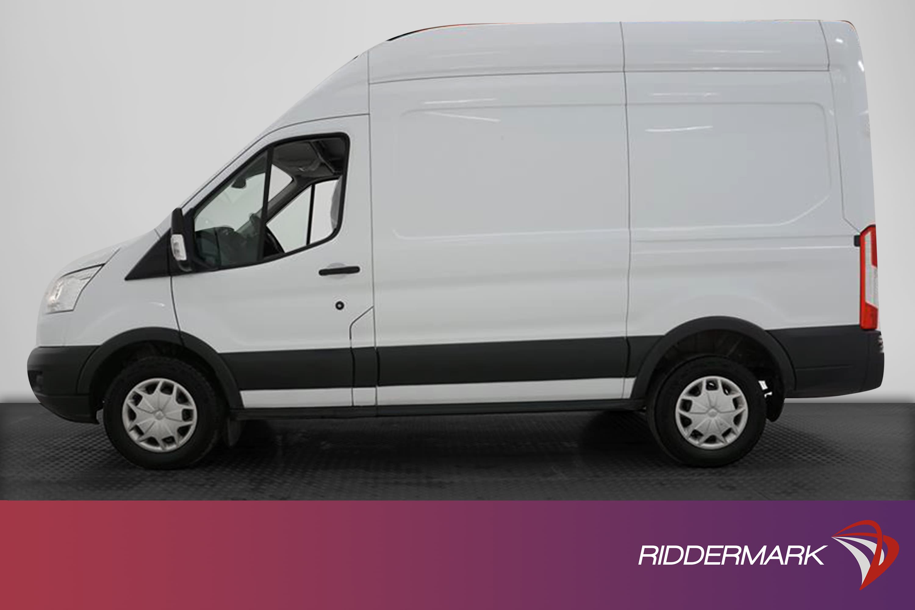 Ford Transit 350 2.2TDCi L2H3 Dragkrok Värmare Moms