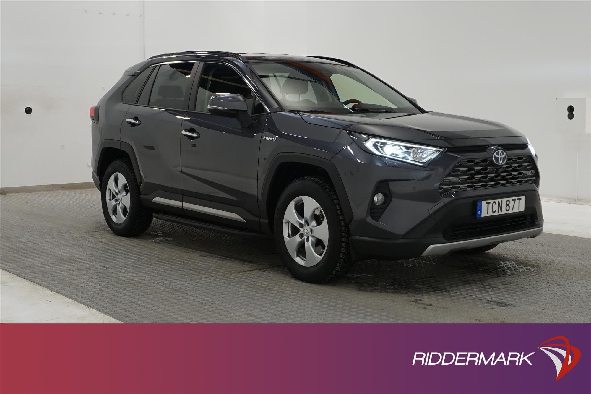 Toyota RAV4  Hybrid AWD 222hk