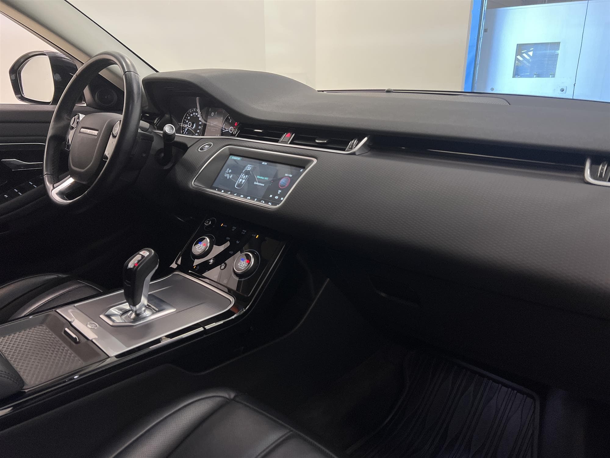 Land Rover Range Rover Evoque D180 MHEV AWD 180hk Navi Cplay