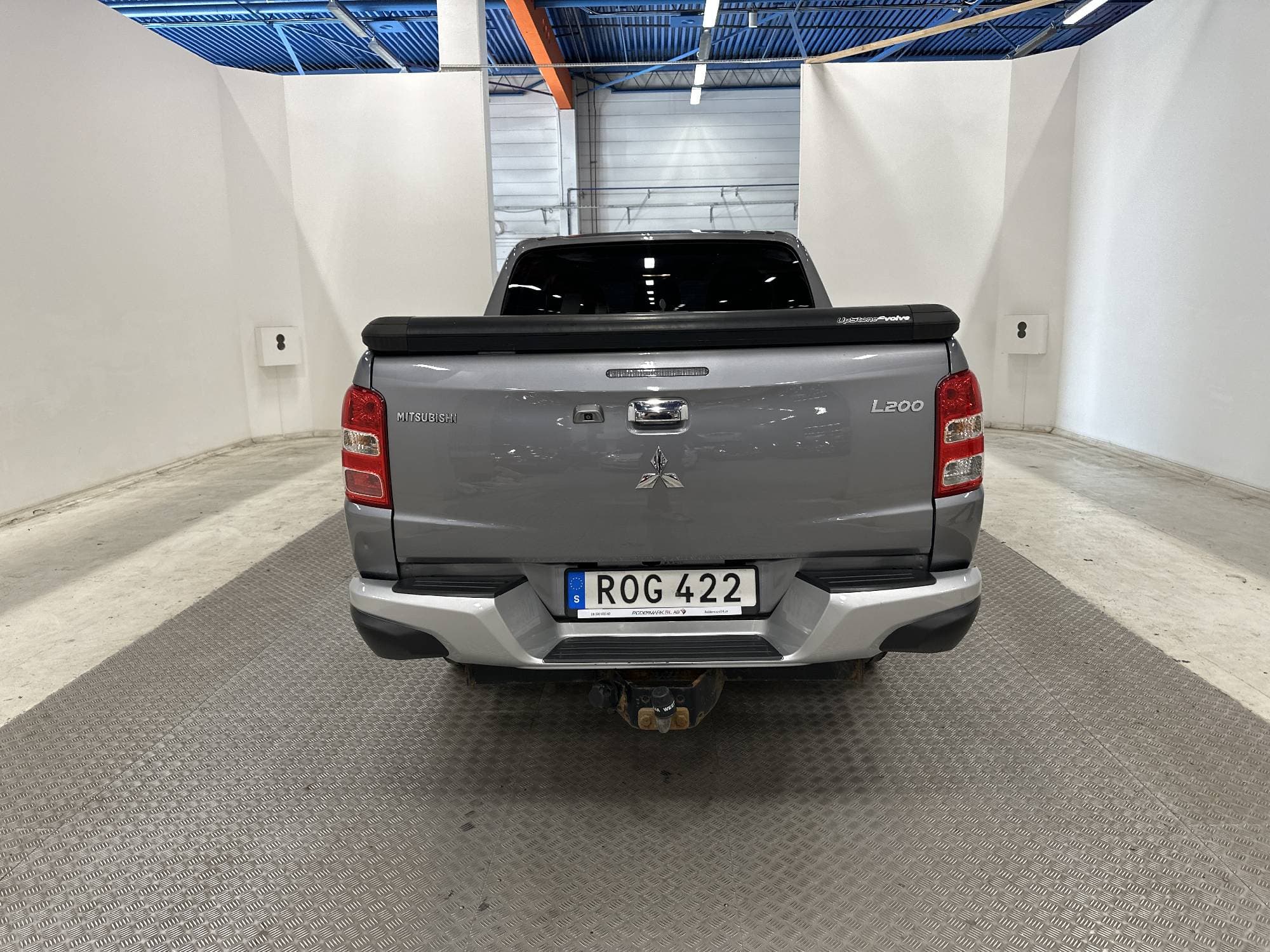 Mitsubishi L200 Business 181hk Automat 4WD Dragkrok Moms
