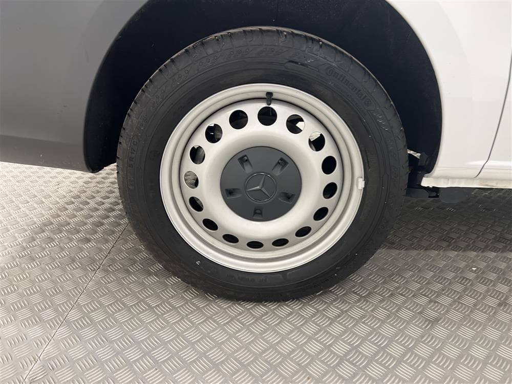 Mercedes-Benz e-Vito Automat 3-sits 41kWh Lång Moms 