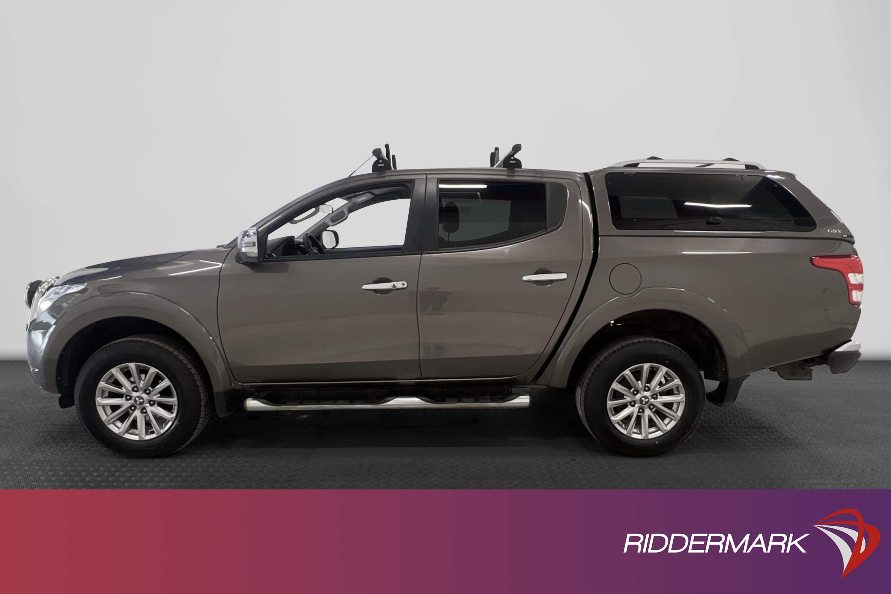 Mitsubishi L200 Business 2.4 181hk 4WD Skinn B-Kamera Moms 
