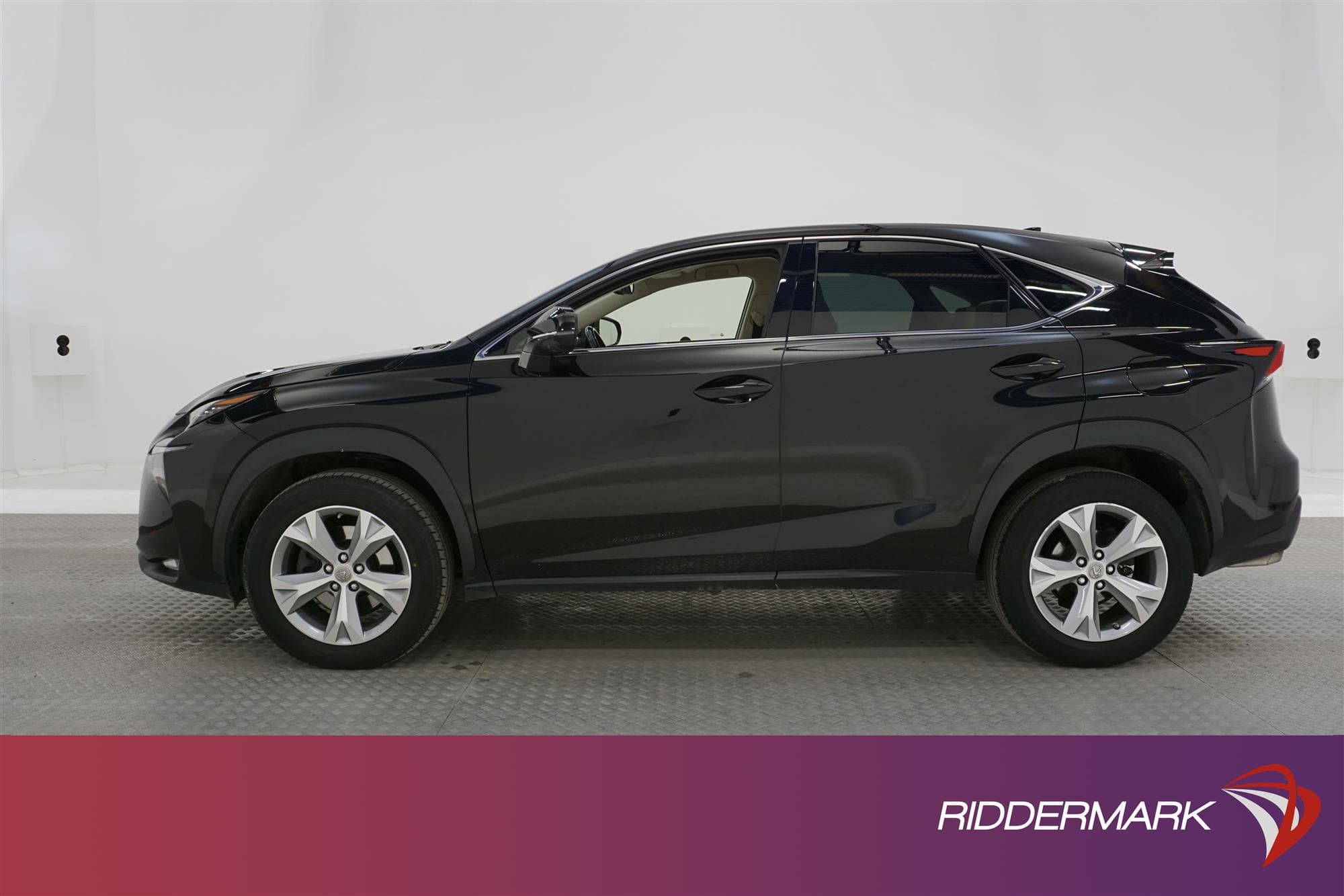 Lexus NX 200t AWD 2.0 AWD 238 hk