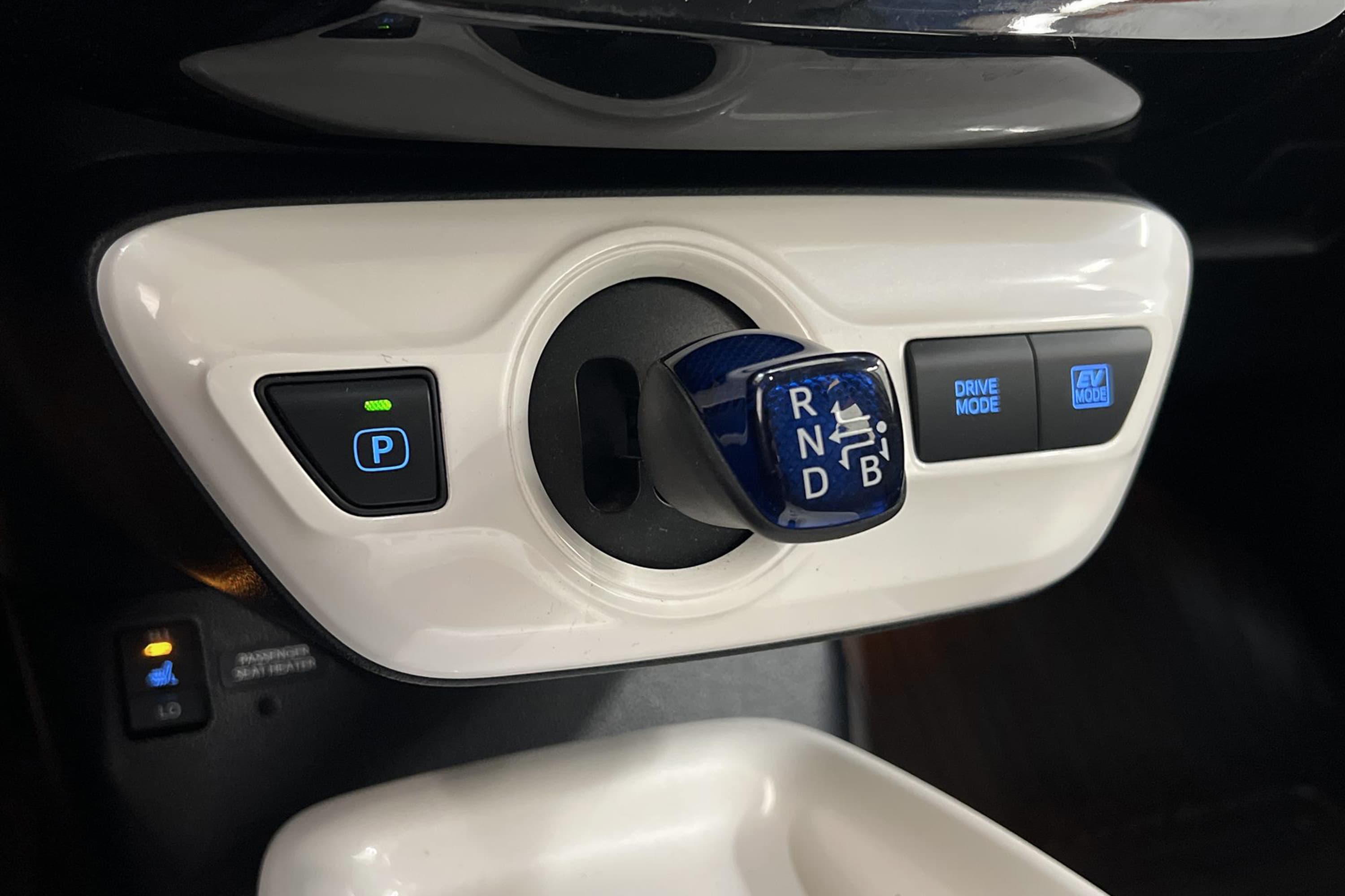 Toyota Prius Hybrid CVT 122hk B-Kam L-Assist 0,33L/mil