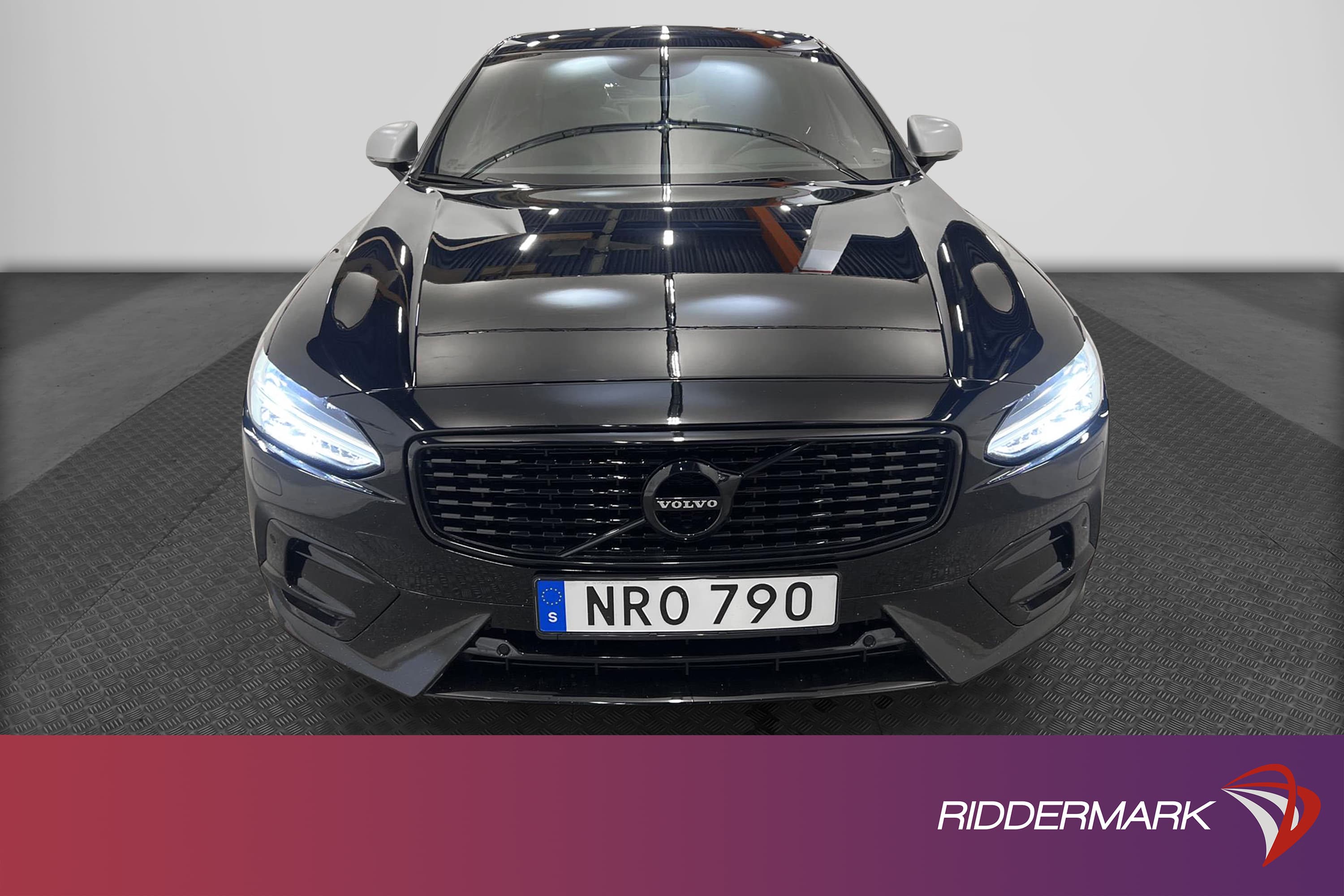 Volvo S90  D5 AWD  235hk R-Design VOC HUD Drag D-Värm Blis