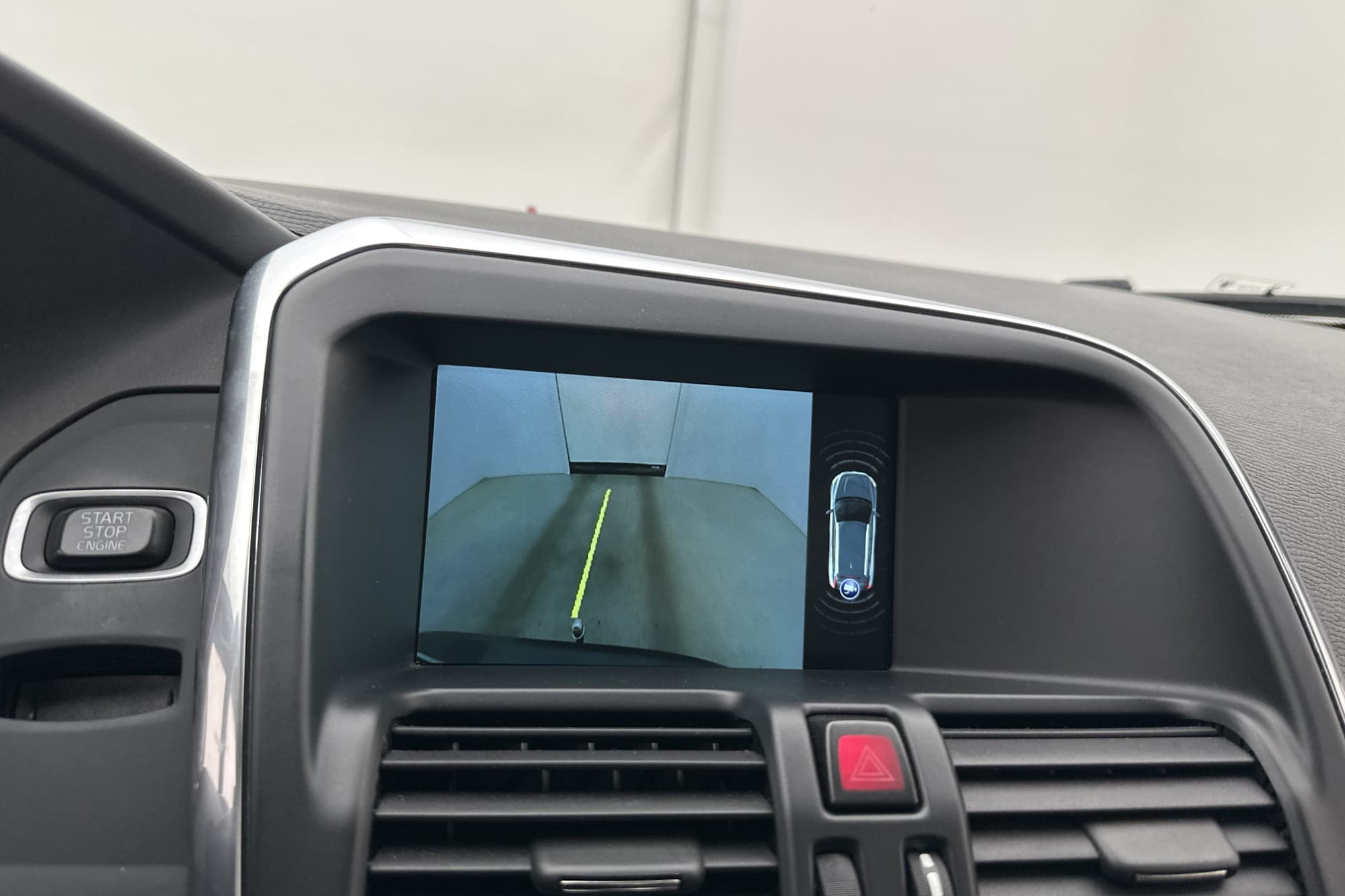 Volvo XC60 D5 220hk AWD Summum Pano Kamera Värmare VOC Drag