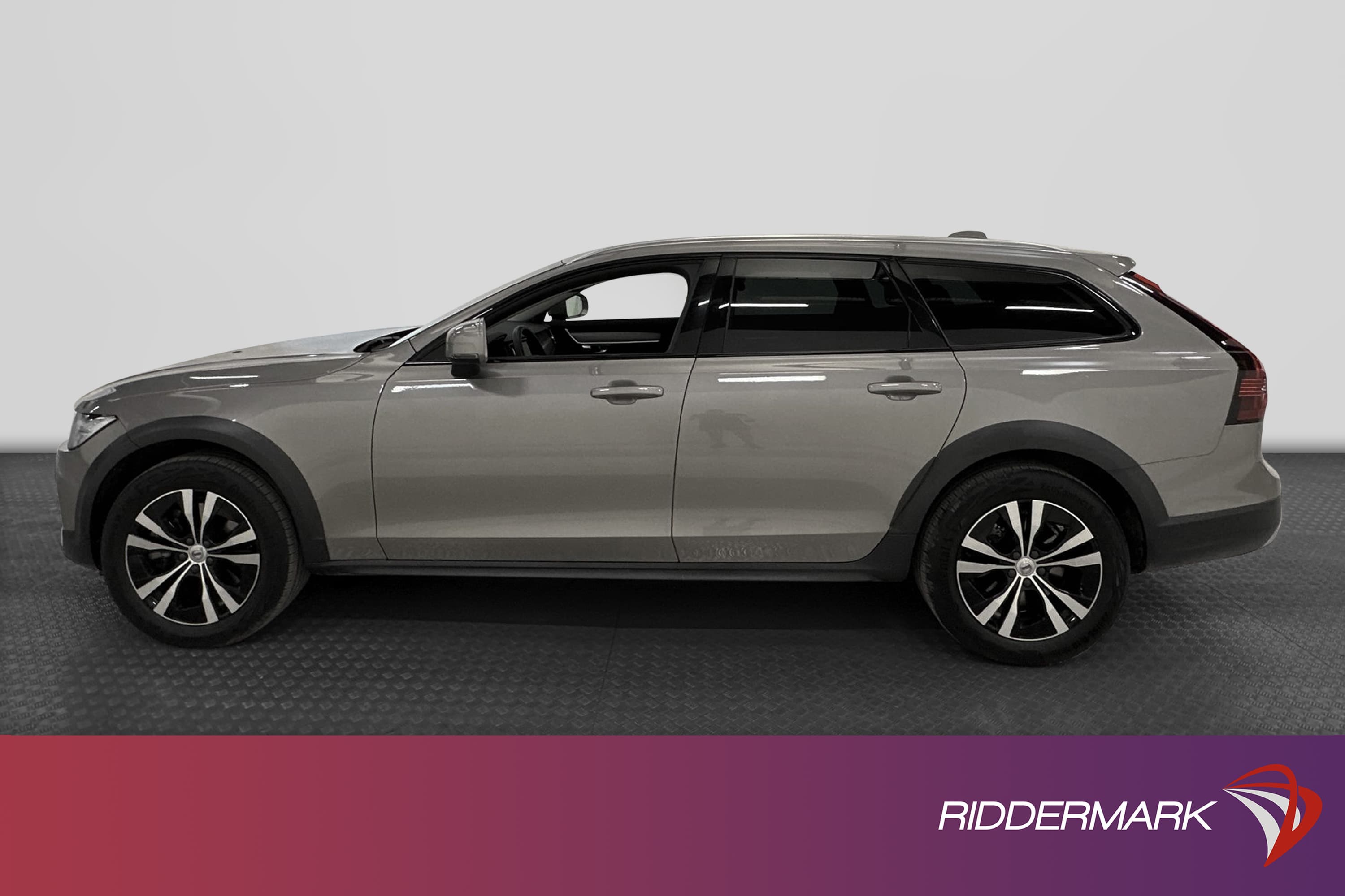 Volvo V90 Cross Country B4 AWD