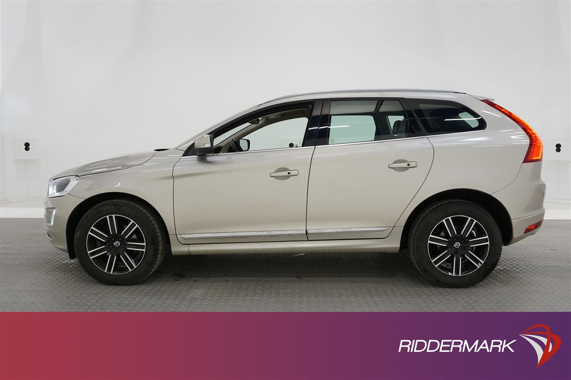 Volvo XC60 D4 AWD 190hk Summum Classic