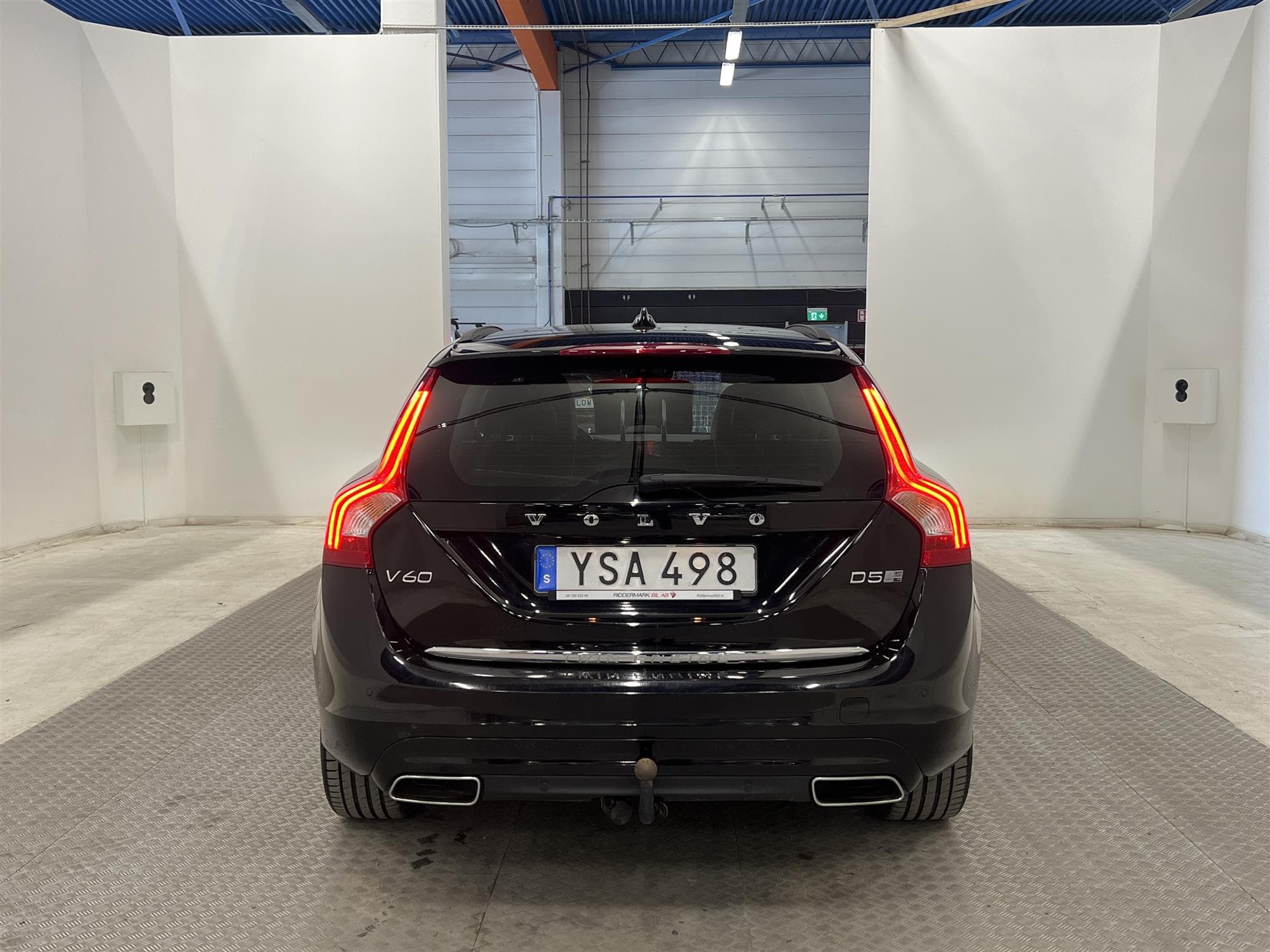 Volvo V60 D5 Plug-in AWD 231hk