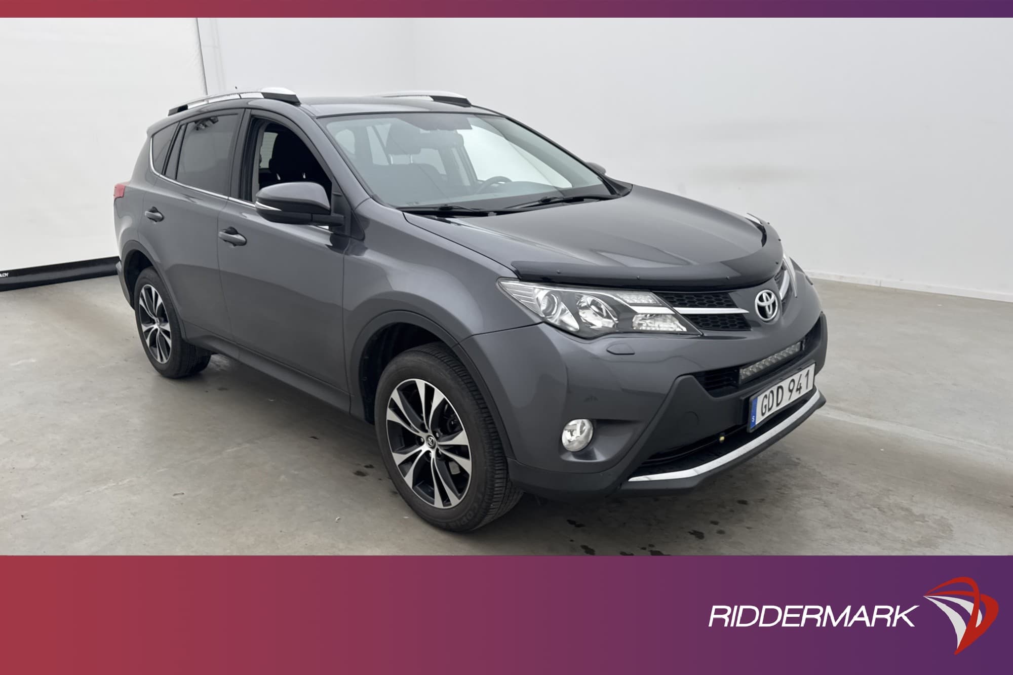 Toyota RAV4 2.0 151hk 4WD Active Style M-Värmare Drag Kamera