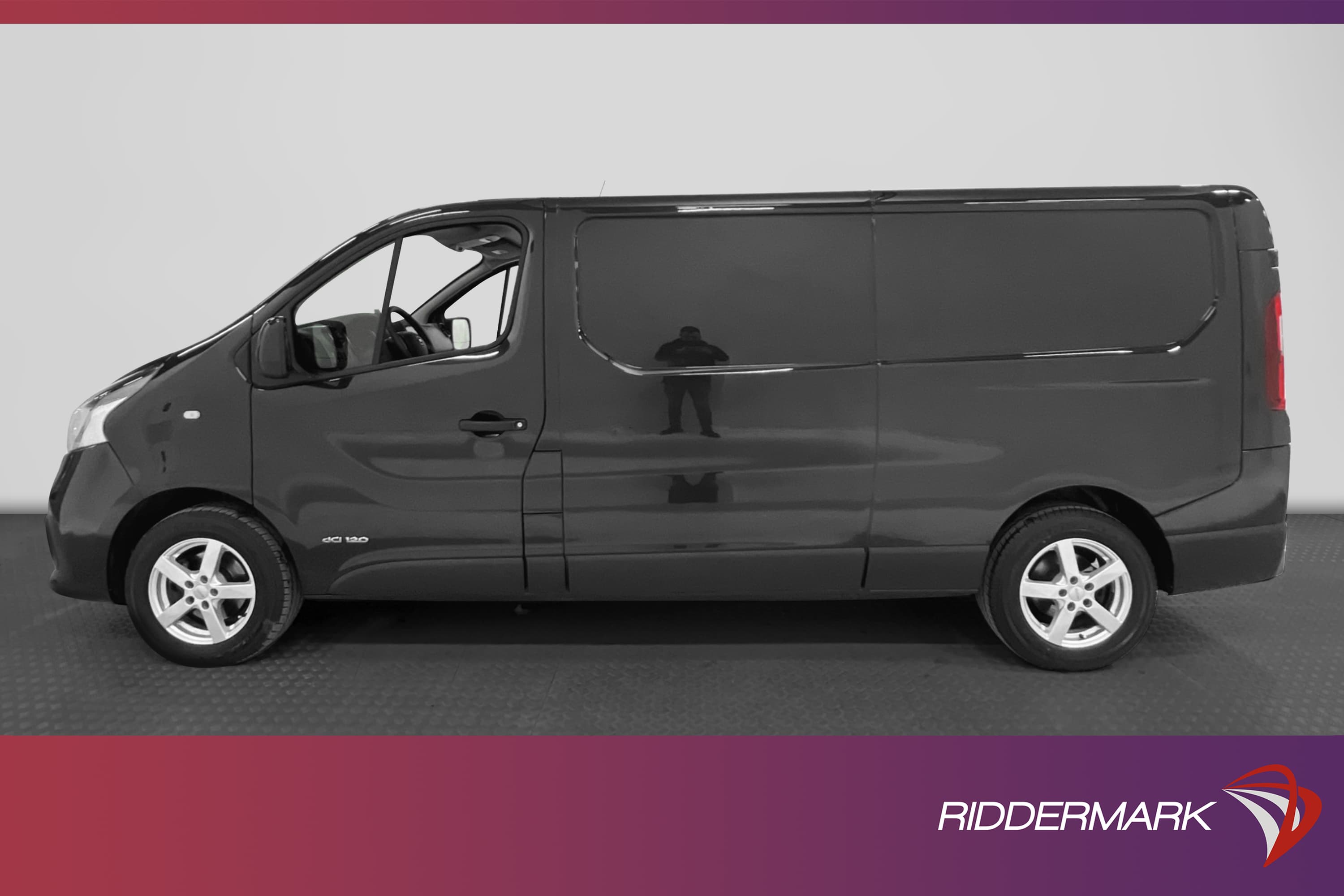 Nissan NV300