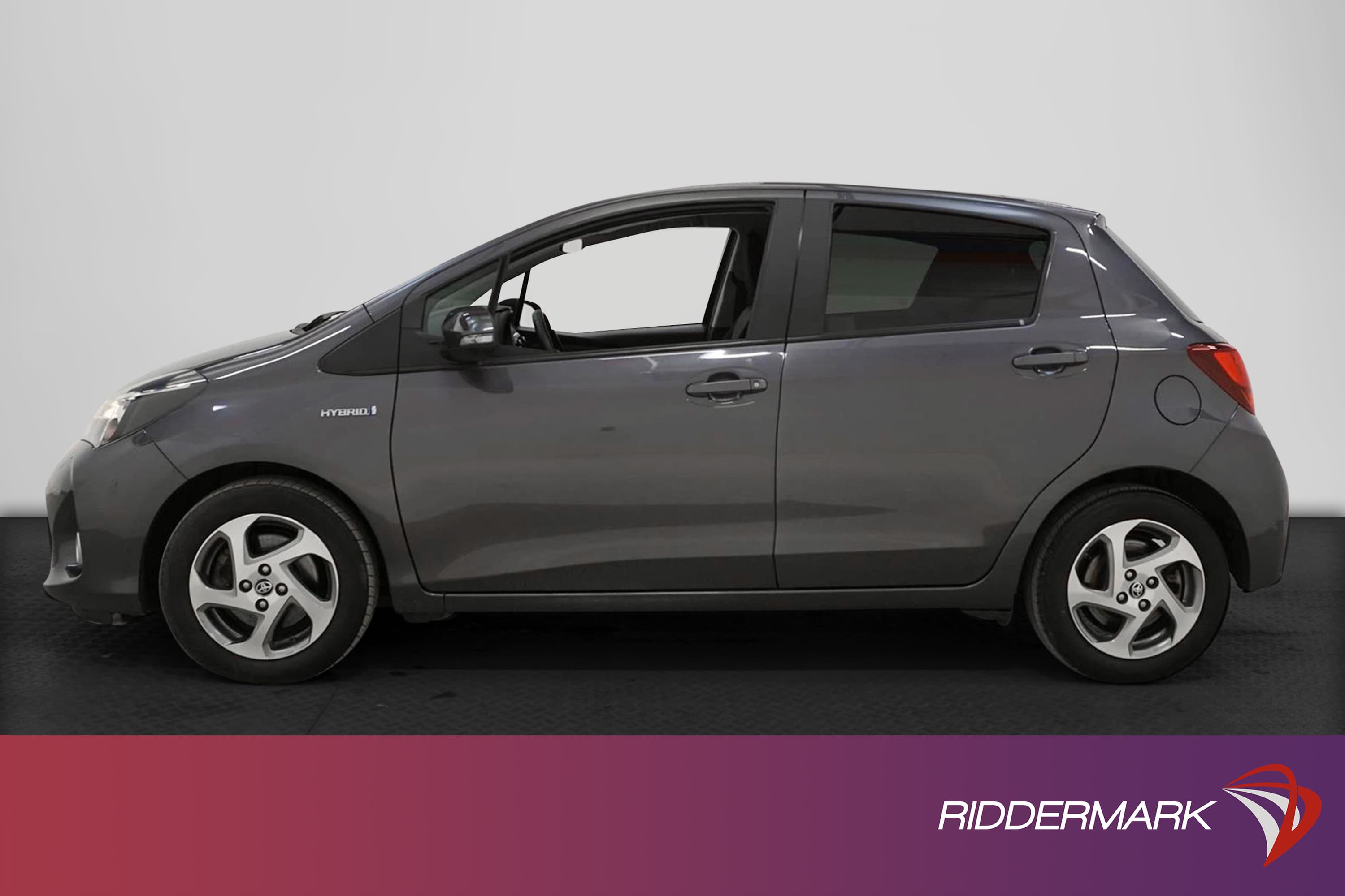 Toyota Yaris Hybrid e-CVT 101hk  B-Kamera Nyservad 0,33L/mil