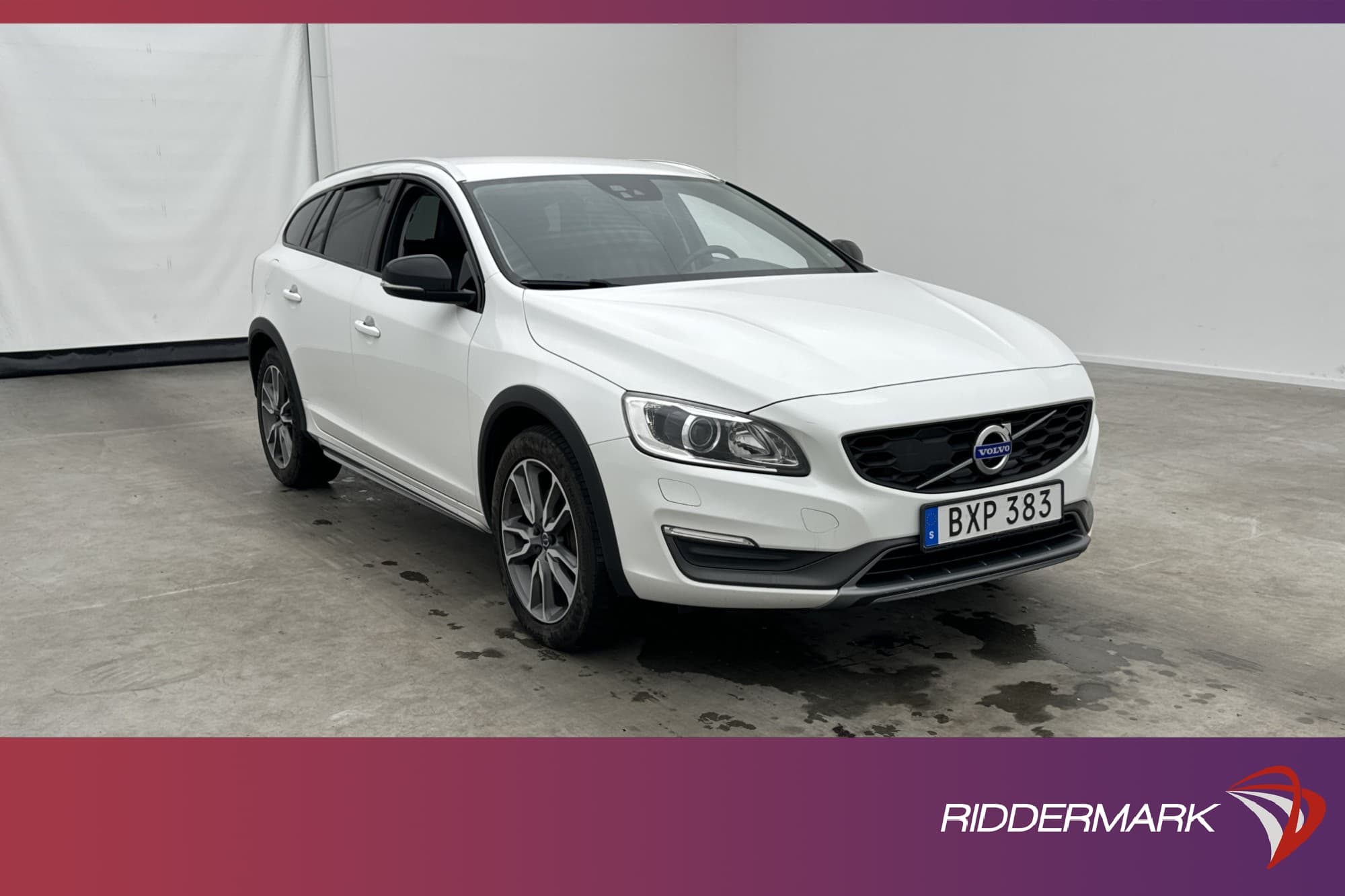 Volvo V60 Cross Country D4
