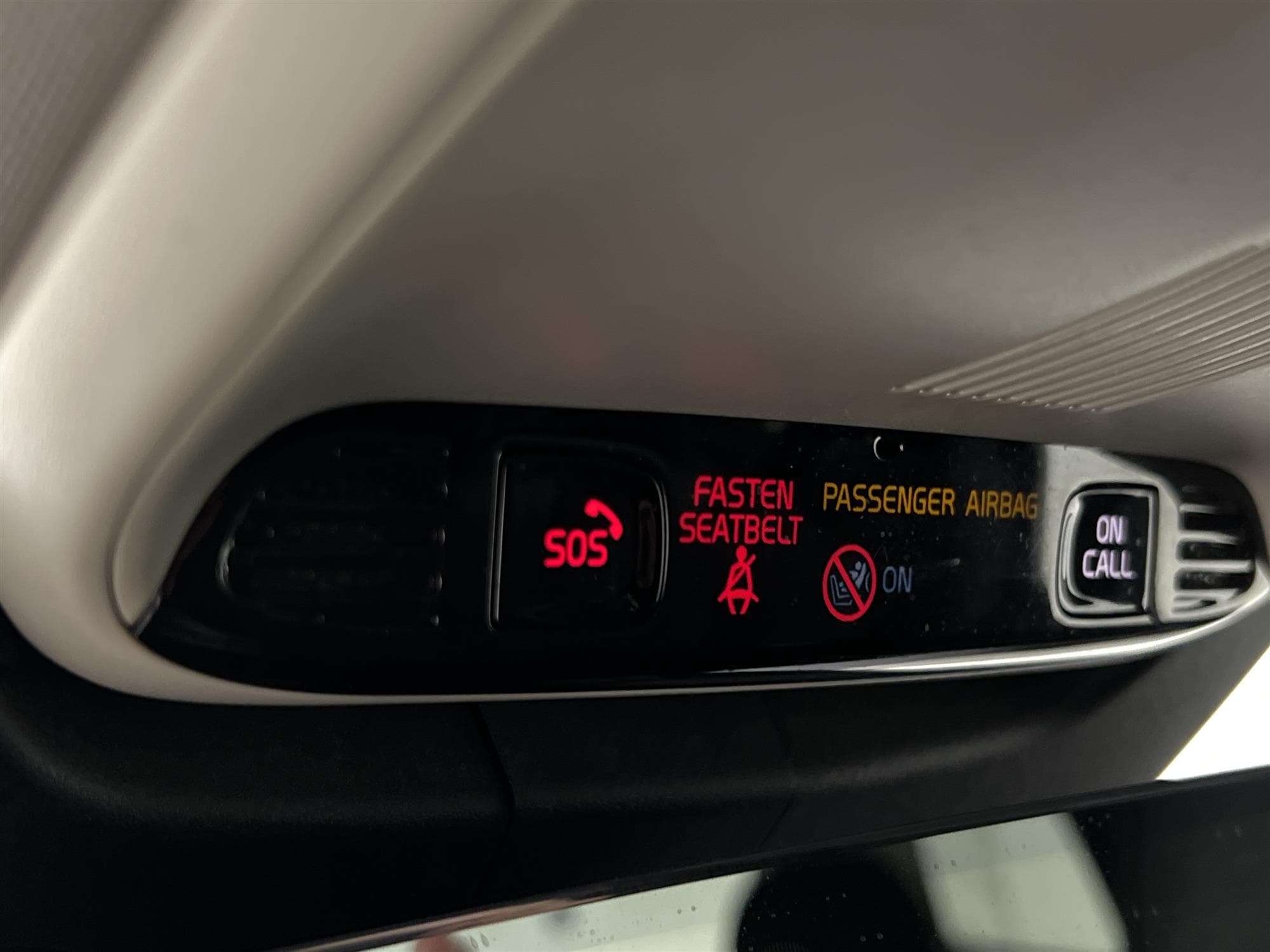 Volvo V90 D5 AWD 235hk Advanced VOC D-Värm Navi 0,49L/mil