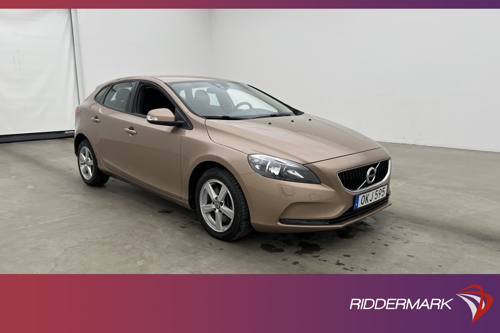 Volvo V40 D2 120hk Kinetic P-Värmare Sensorer Farthållare