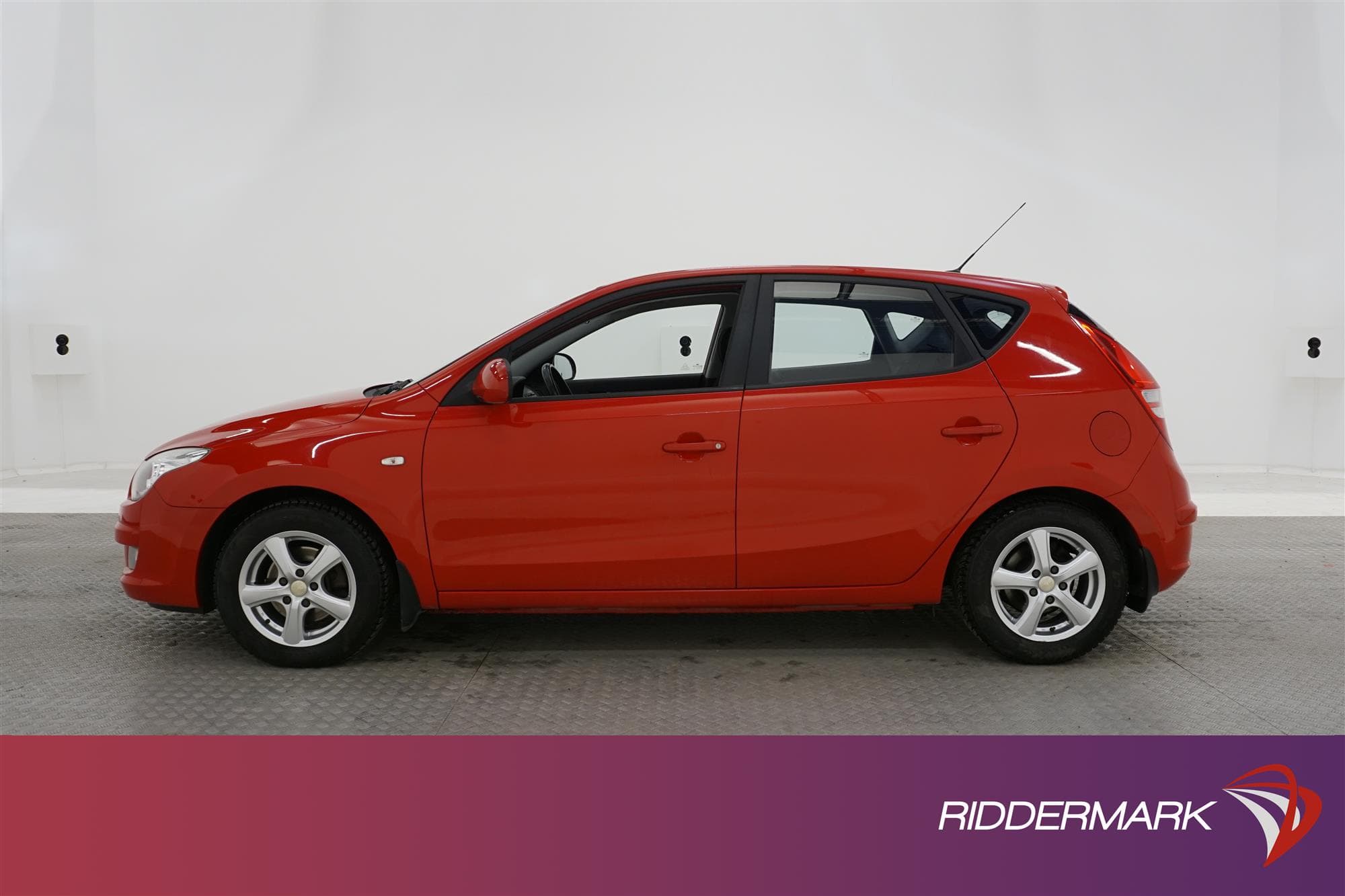 Hyundai i30 1.6 122hk