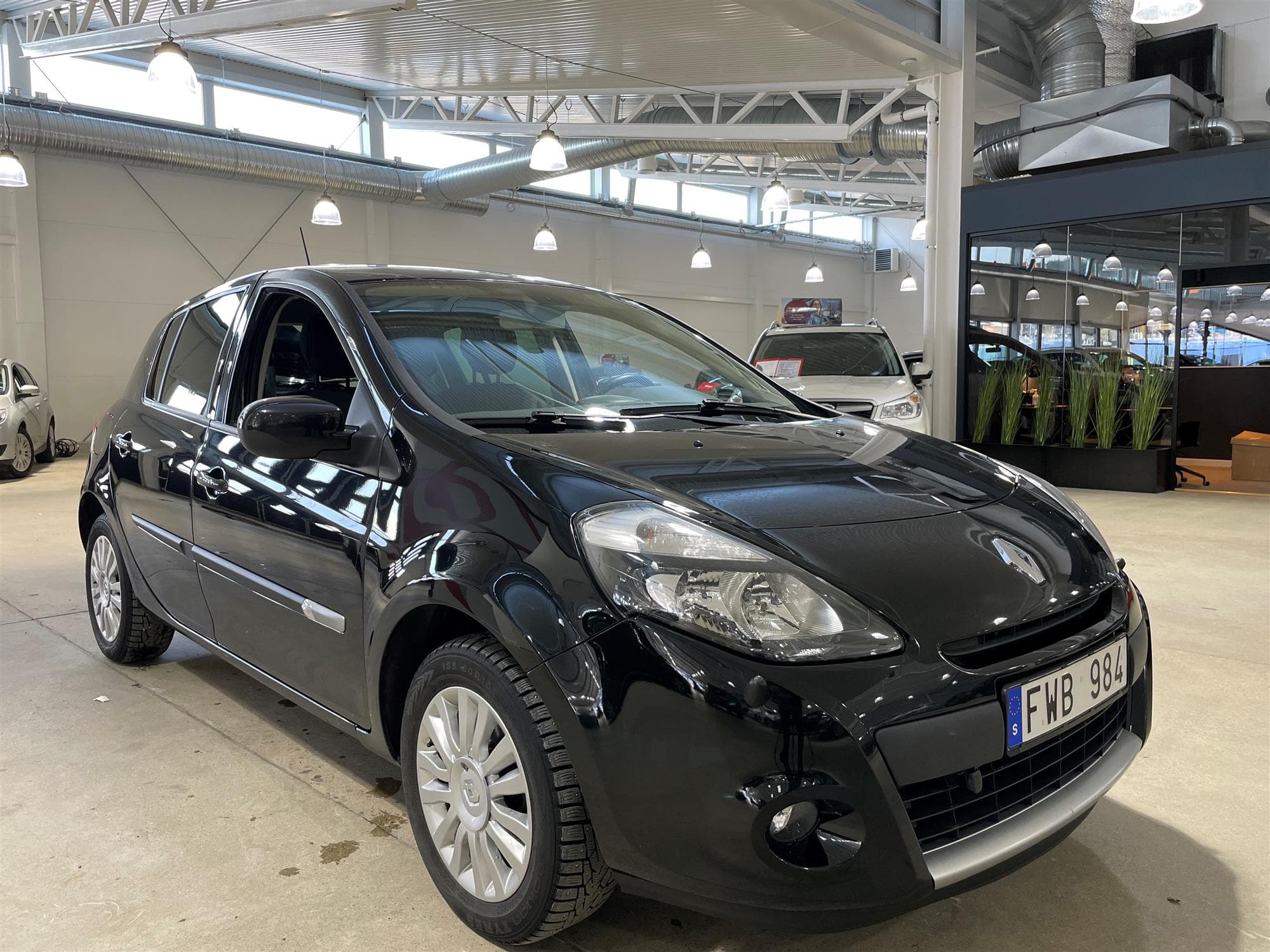 Renault Clio 5dr 1.2 75hk