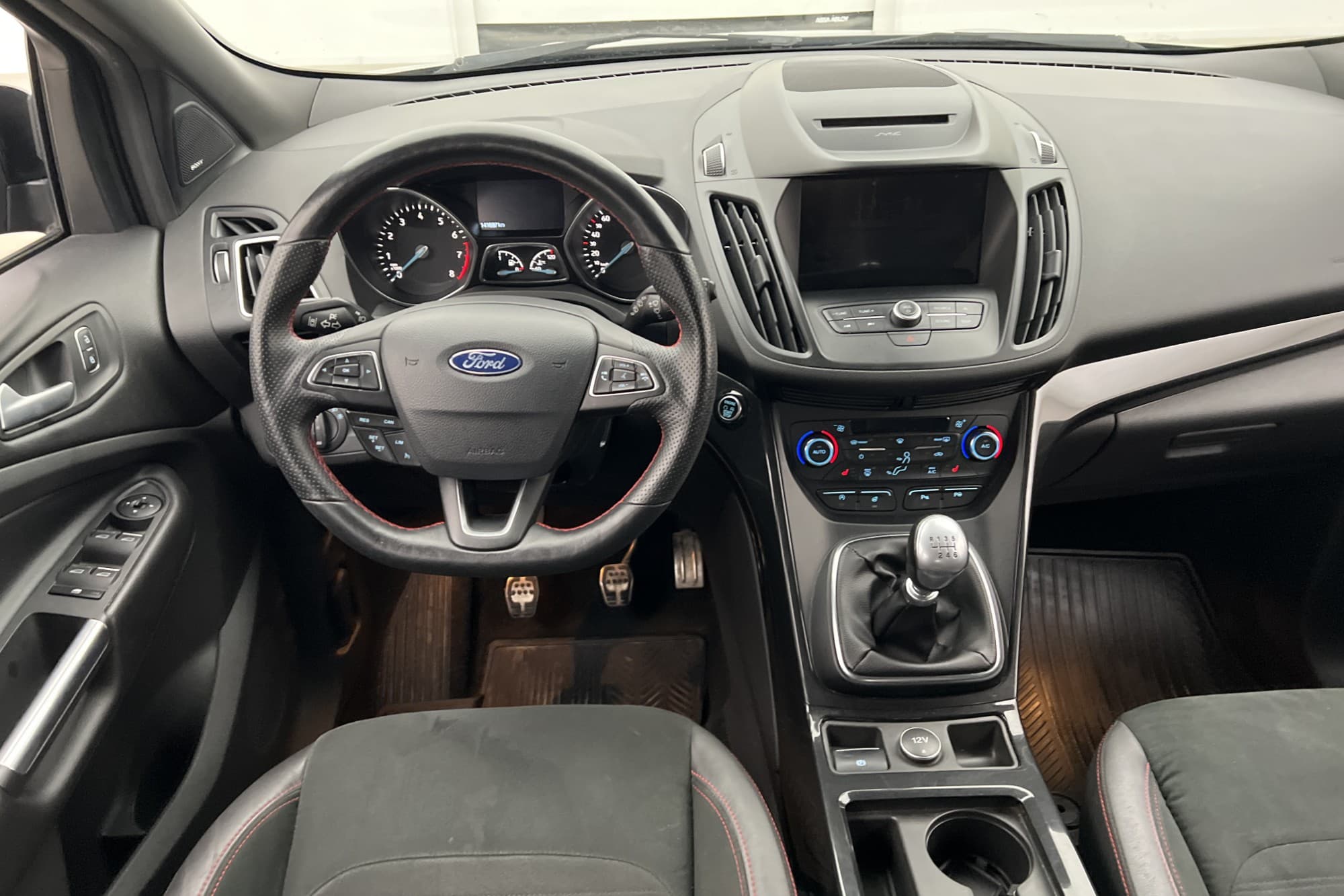 Ford Kuga 1.5 EcoBoost 150hk ST-Line Kamera SONY Sound