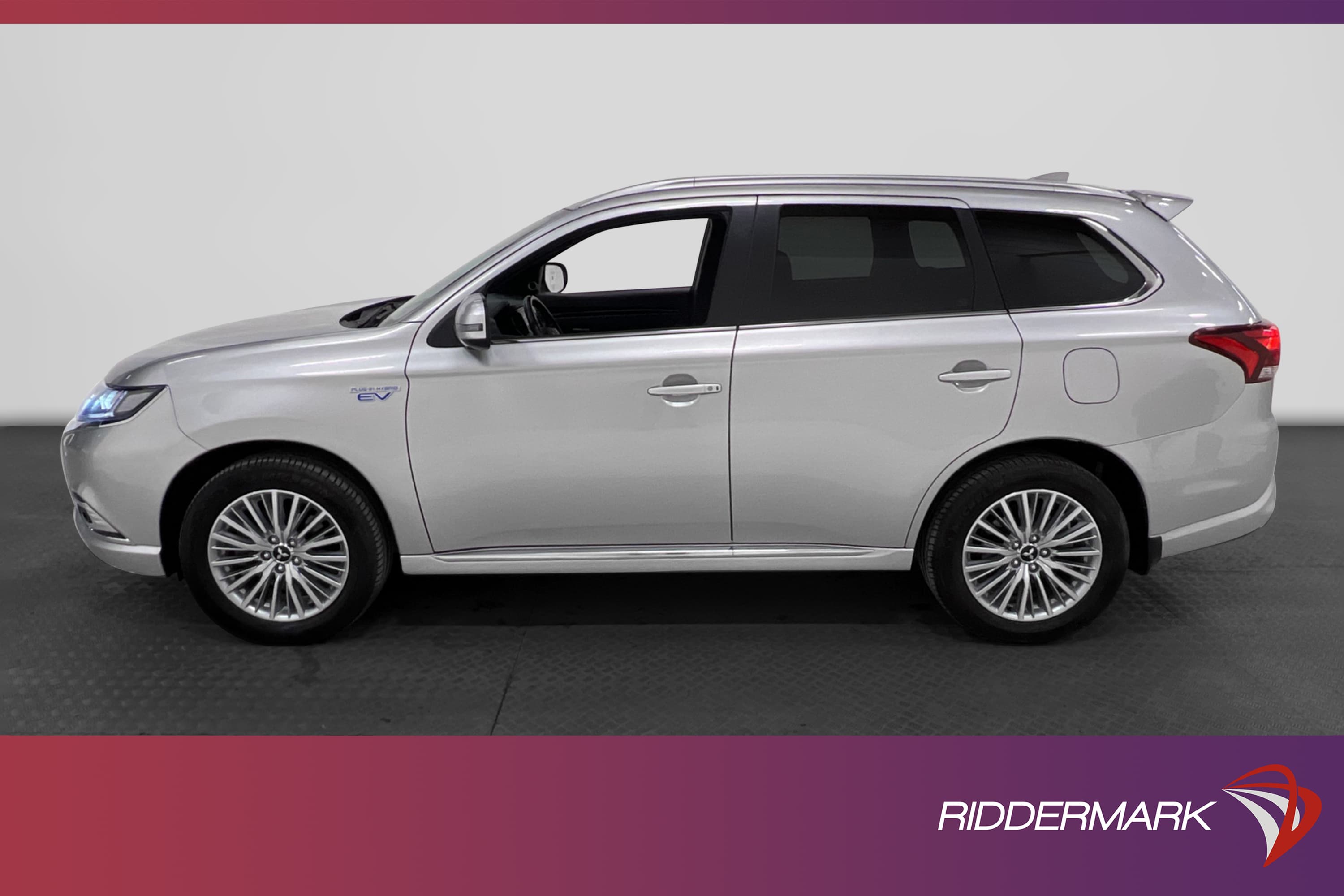 Mitsubishi Outlander PHEV 4WD 230hk