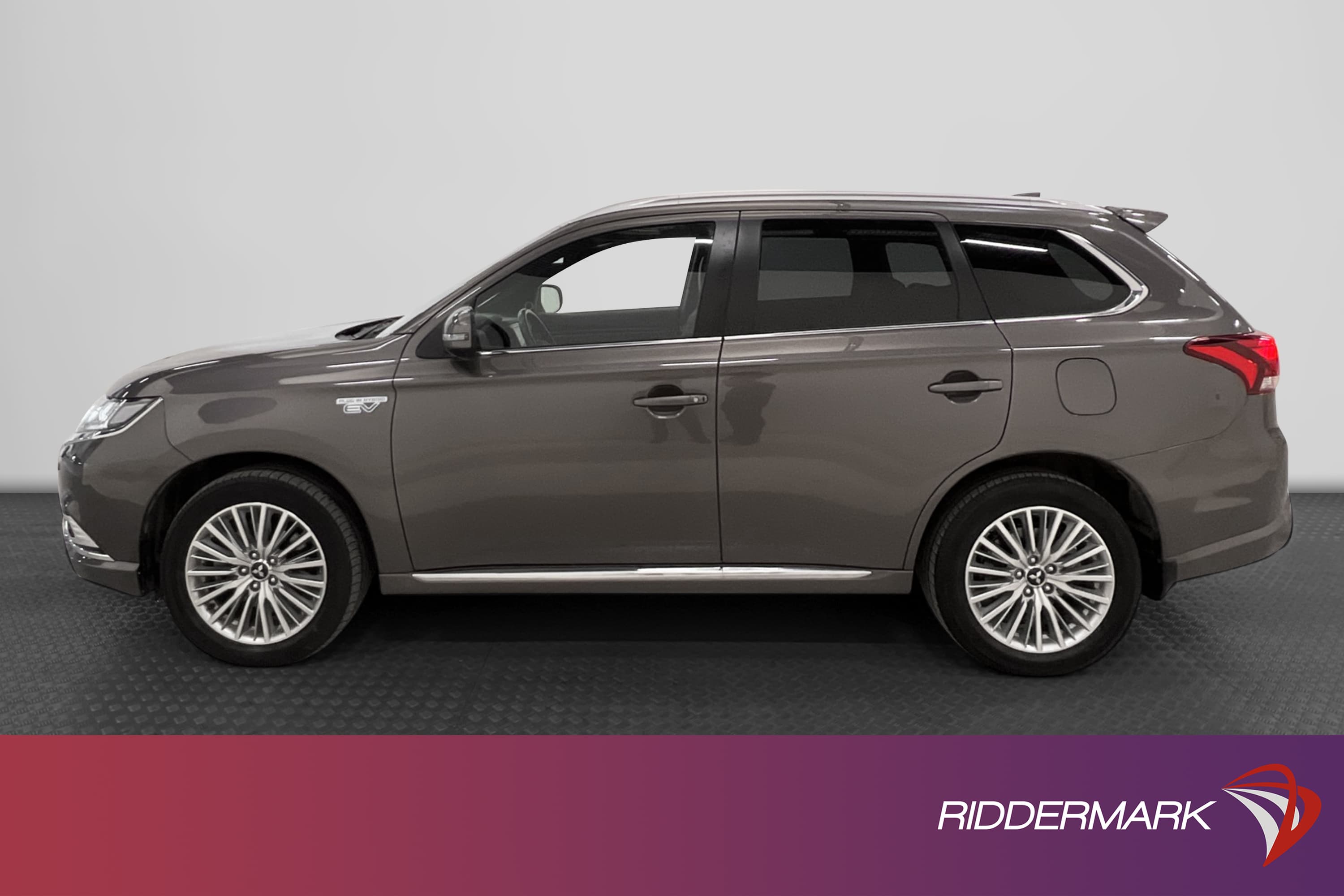 Mitsubishi Outlander PHEV 4WD 230hk