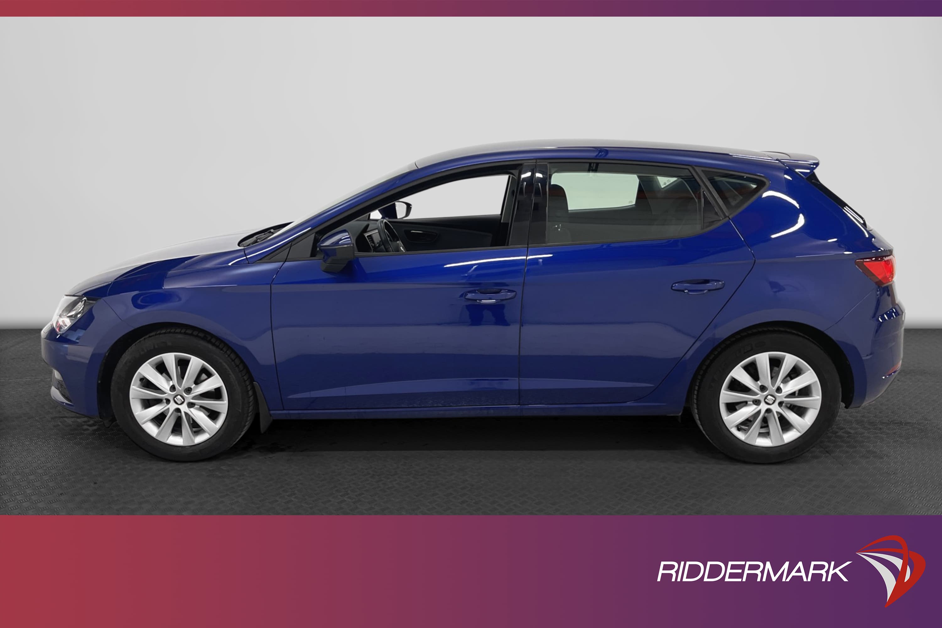 SEAT Leon 1.0 TSI P-sensorer CarPlay 115hk