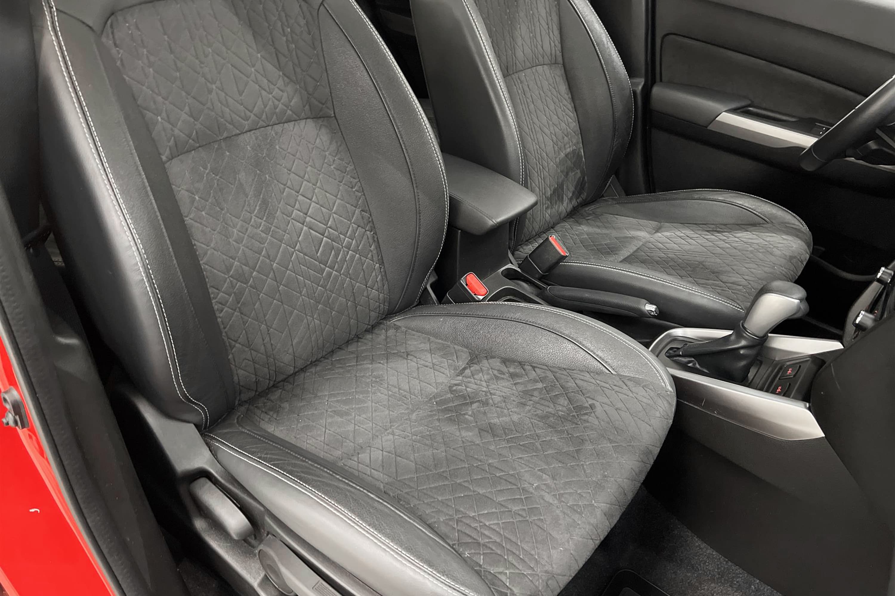 Suzuki Vitara 1.4 AllGrip 140hk Panorama Navigator B-Kamera