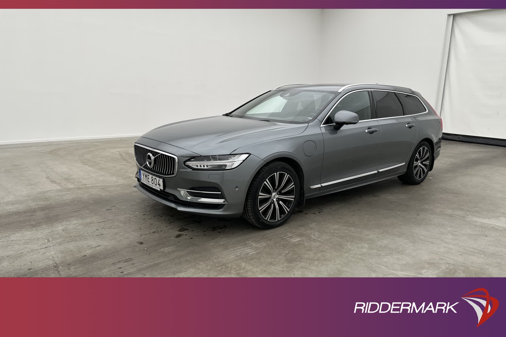 Volvo V90 Recharge T8 AWD