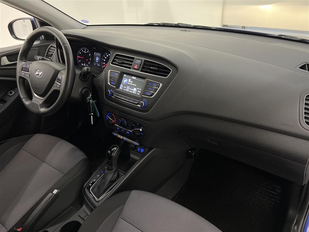 Hyundai i20 1.0 100hk Auto M-värm Välserv Rattvärm 0,52l/mil