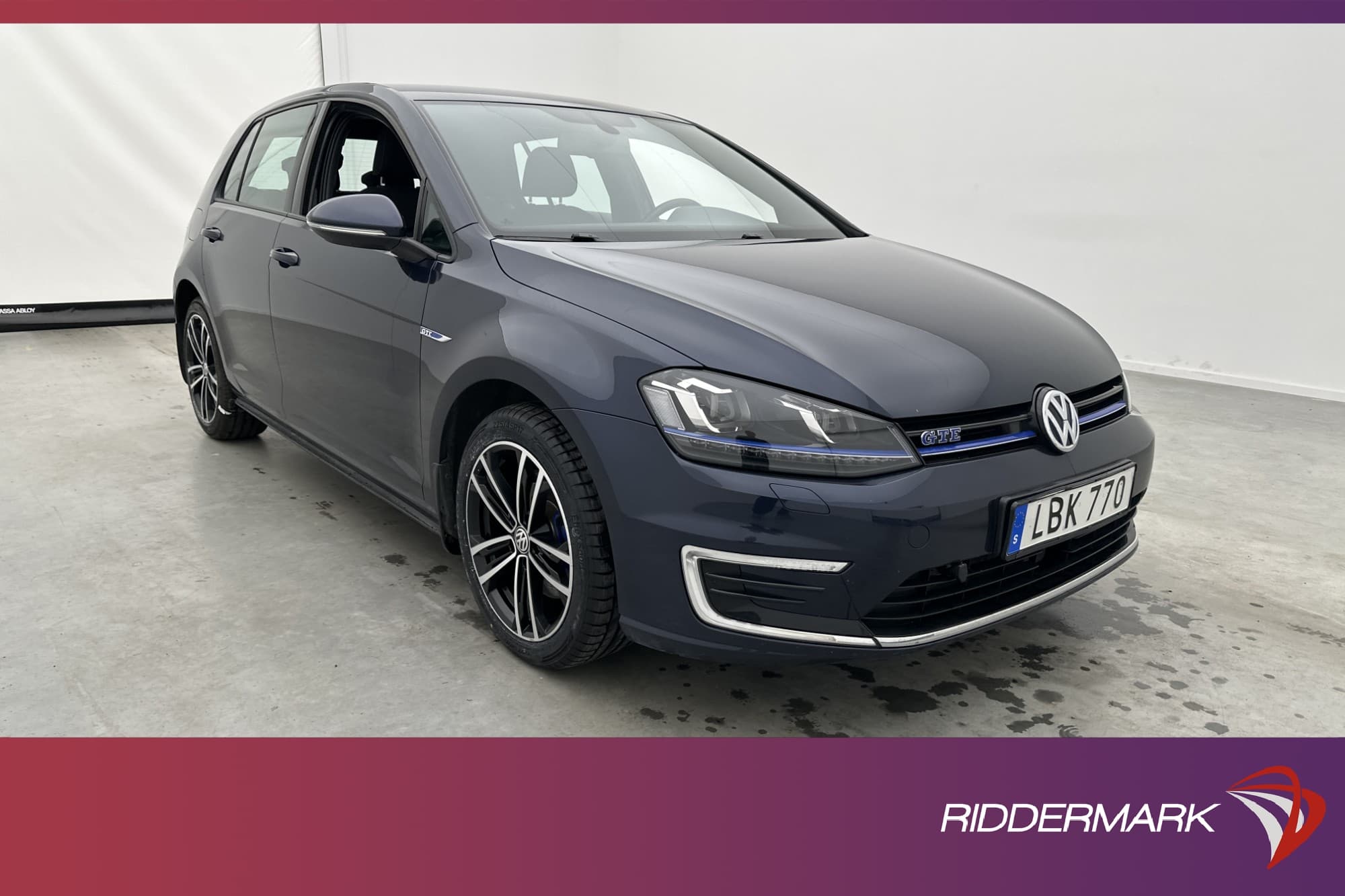 Volkswagen Golf GTE 204hk