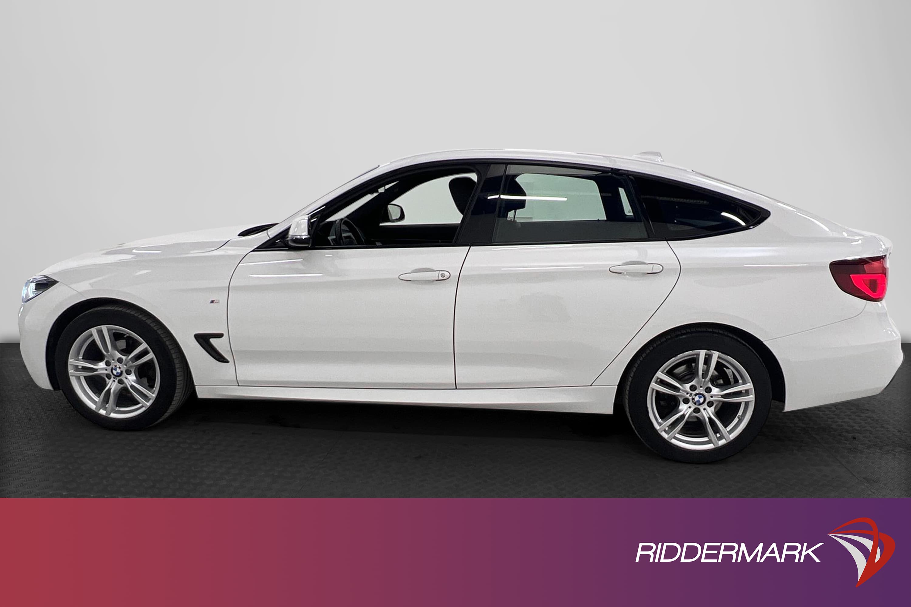 BMW 320i xDrive Gran Turismo