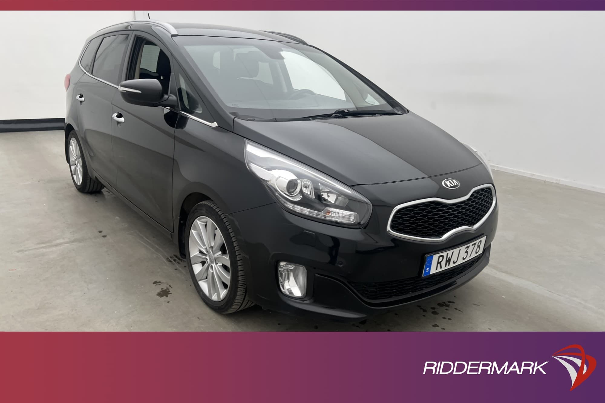Kia Carens 136hk