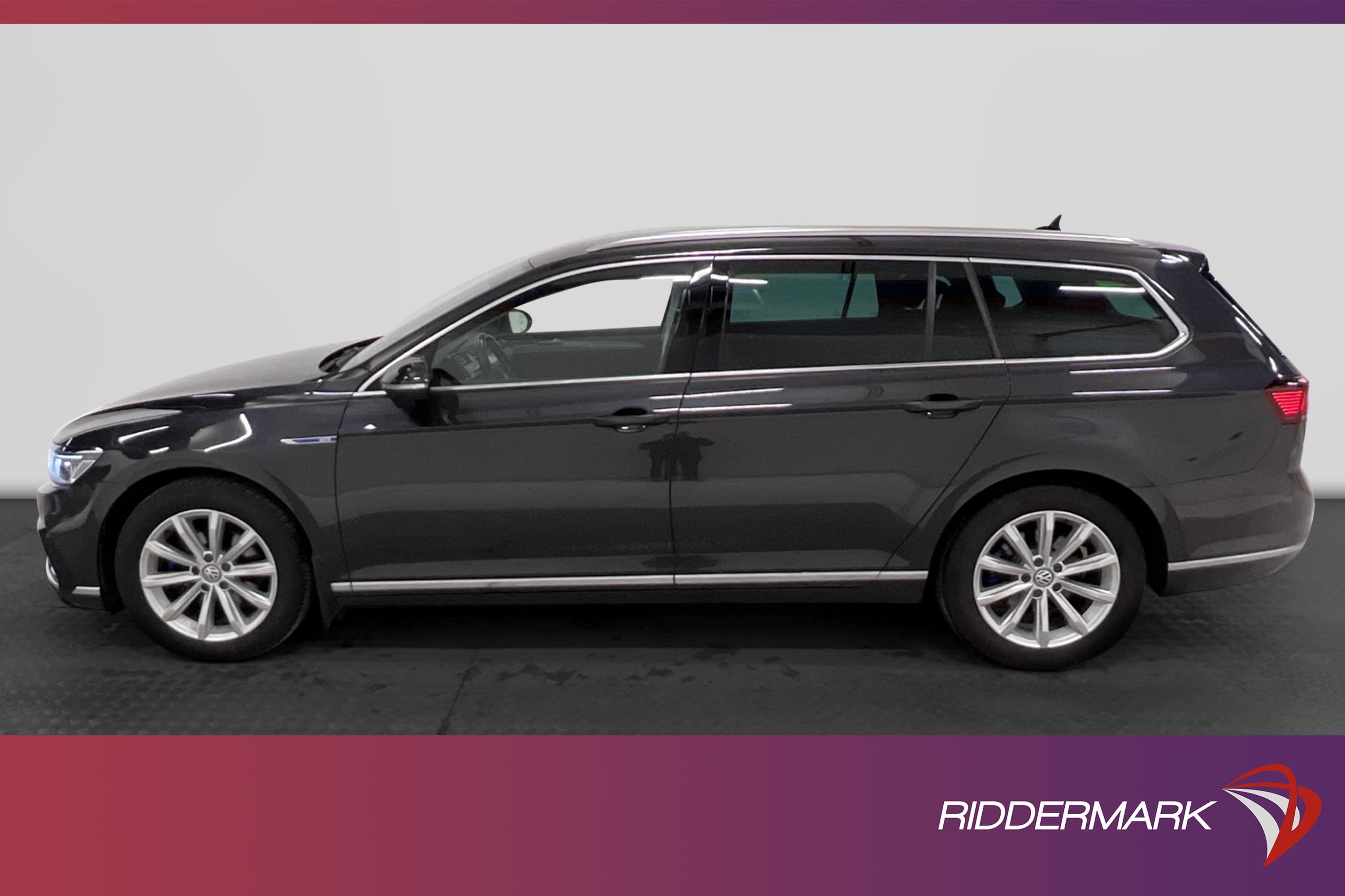 Volkswagen Passat GTE 218hk