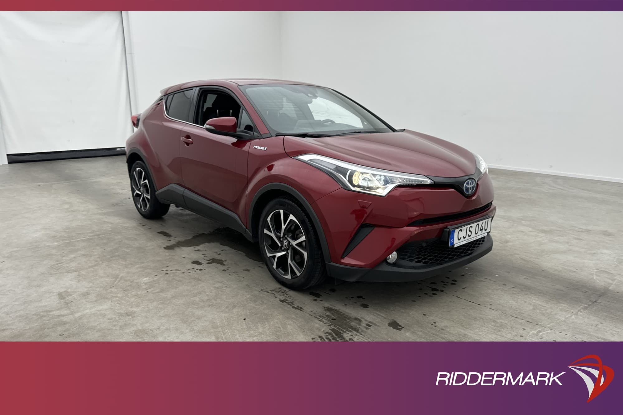 Toyota C-HR Hybrid 122hk