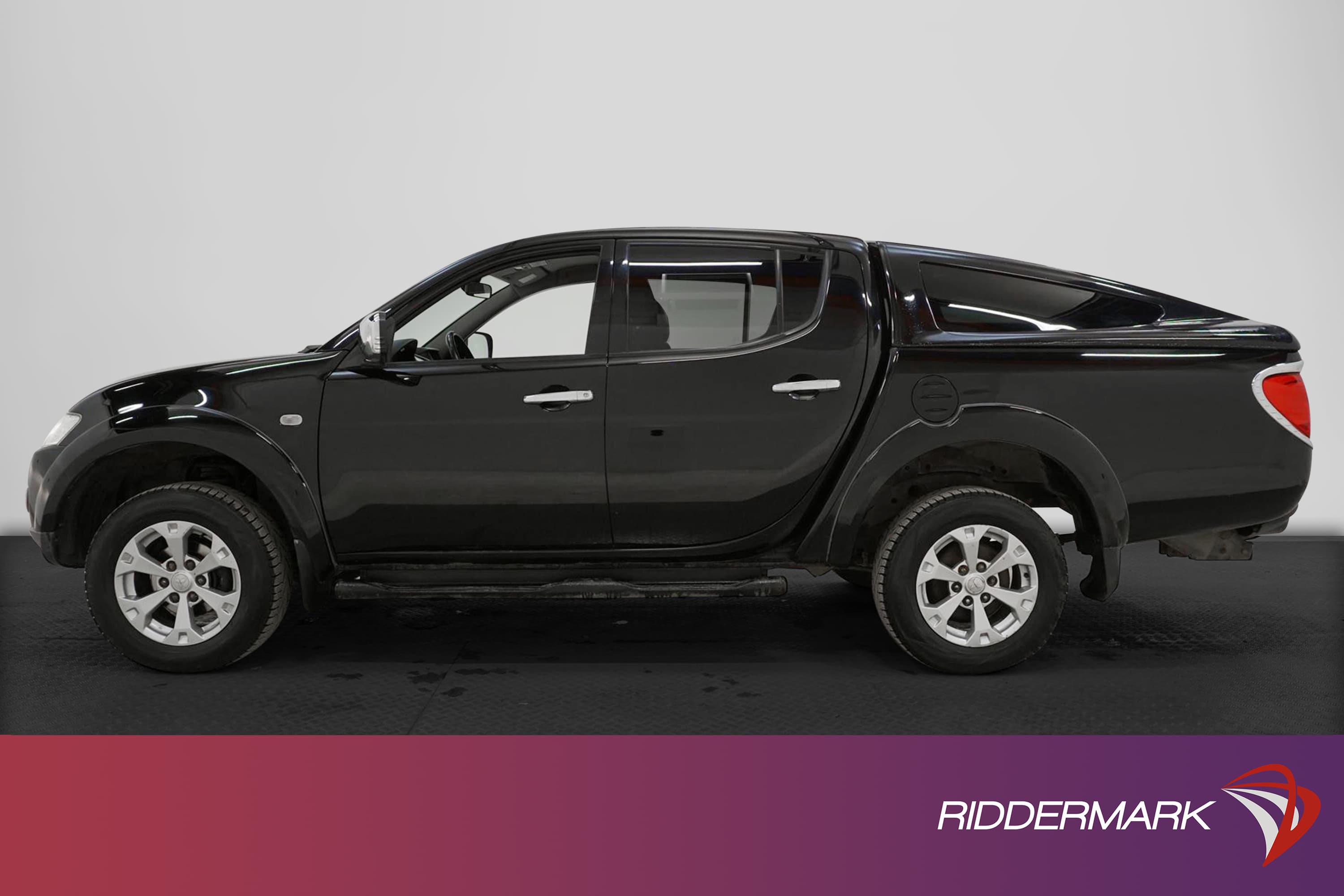 Mitsubishi L200 2.5 Automat 4x4 178hk Kåpa Dragkrok