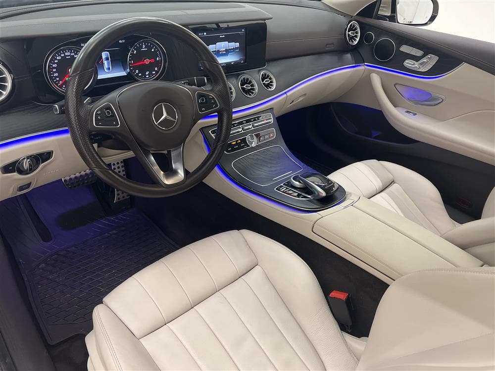 Mercedes-Benz E 220 d Coupé 194hk AMG D-värm Pano Skinn Naviinteriör