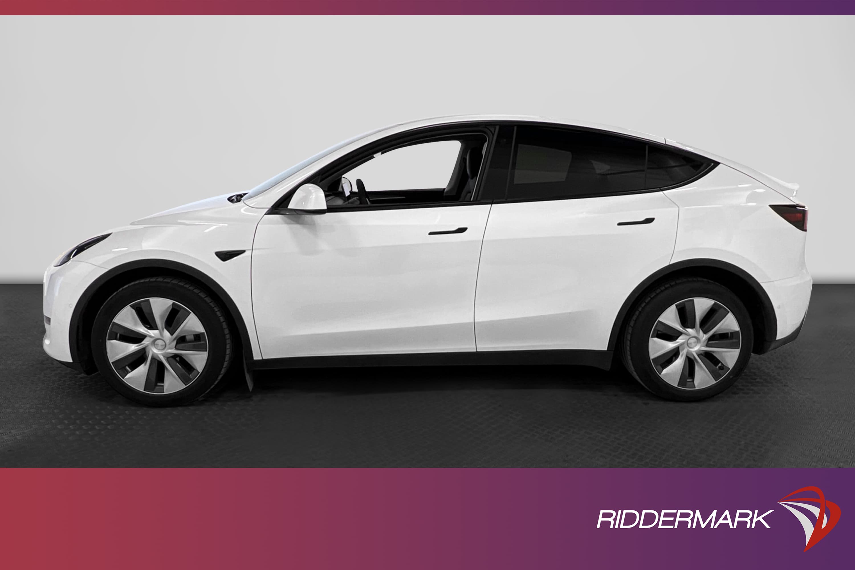 Tesla Model Y Long Range AWD 345hk
