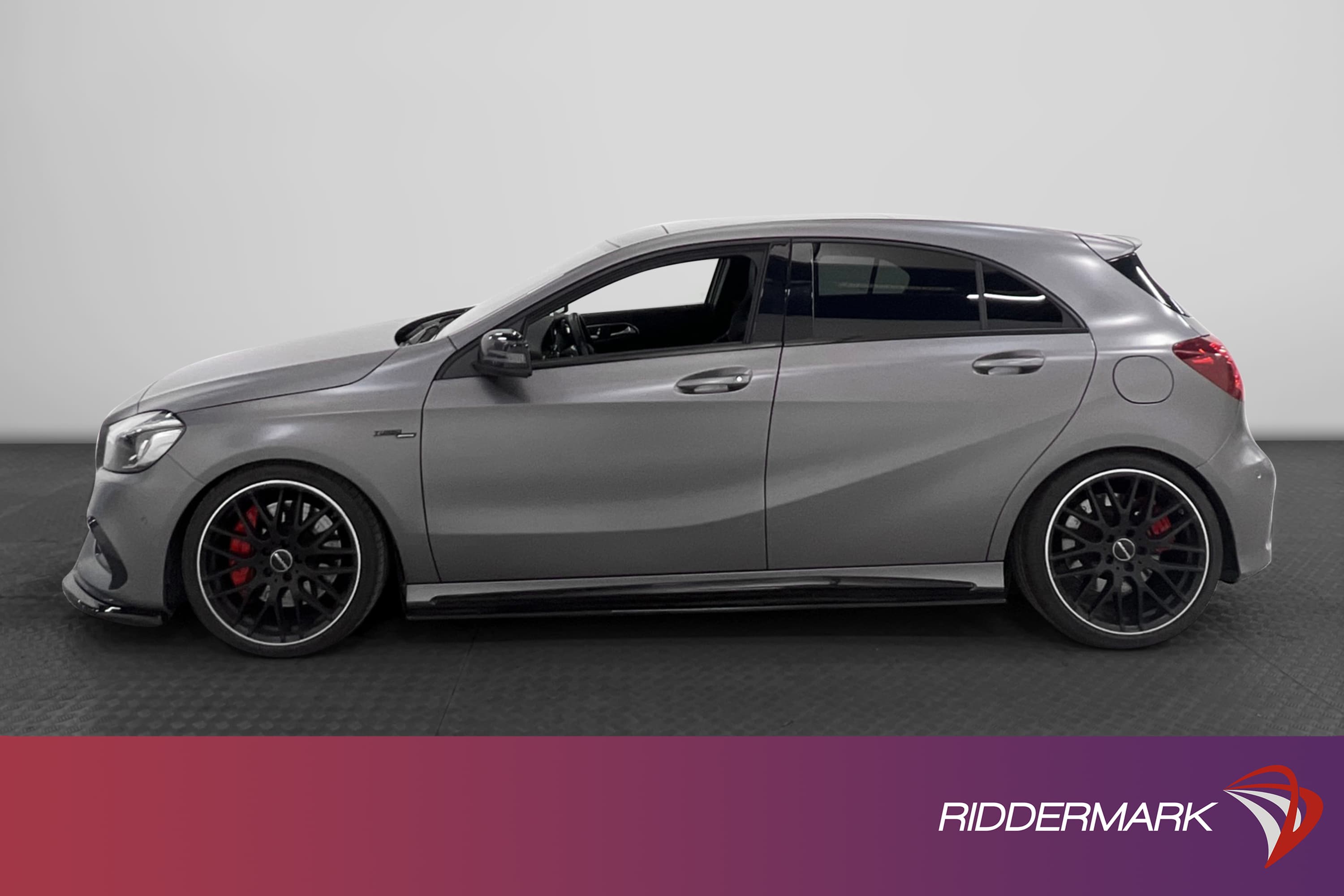Mercedes-Benz AMG A 45 4M 381hk