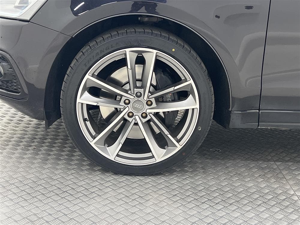 Audi SQ5 3.0 TDI Q 313hk D-Värm Exclusive Navi B-Kam Skinninteriör