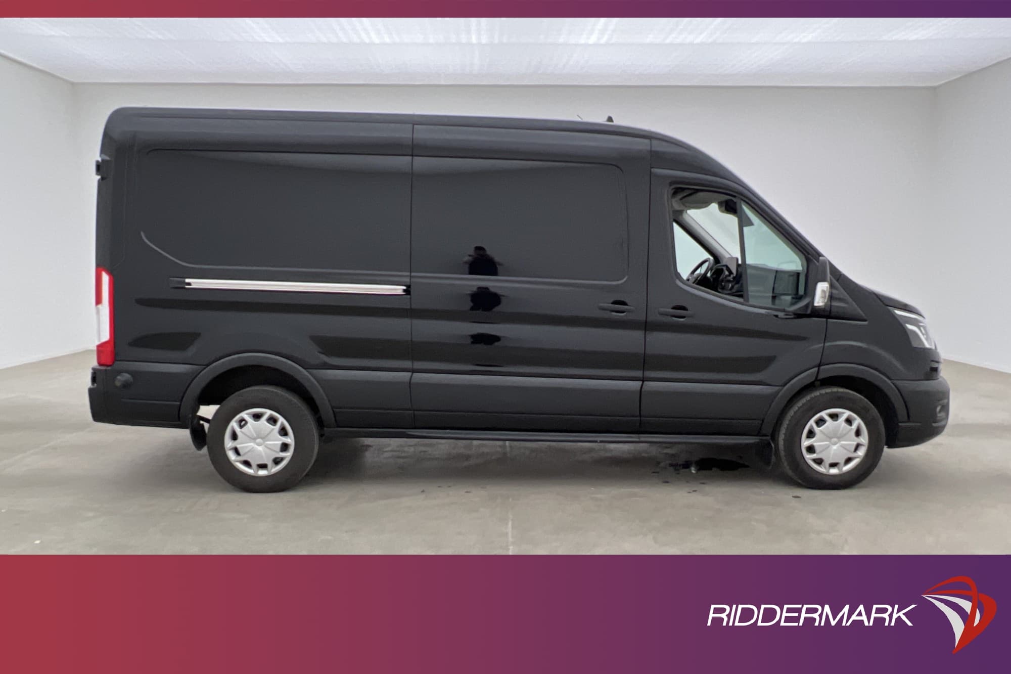 Ford Transit 350 2.2TDCi L3H2
