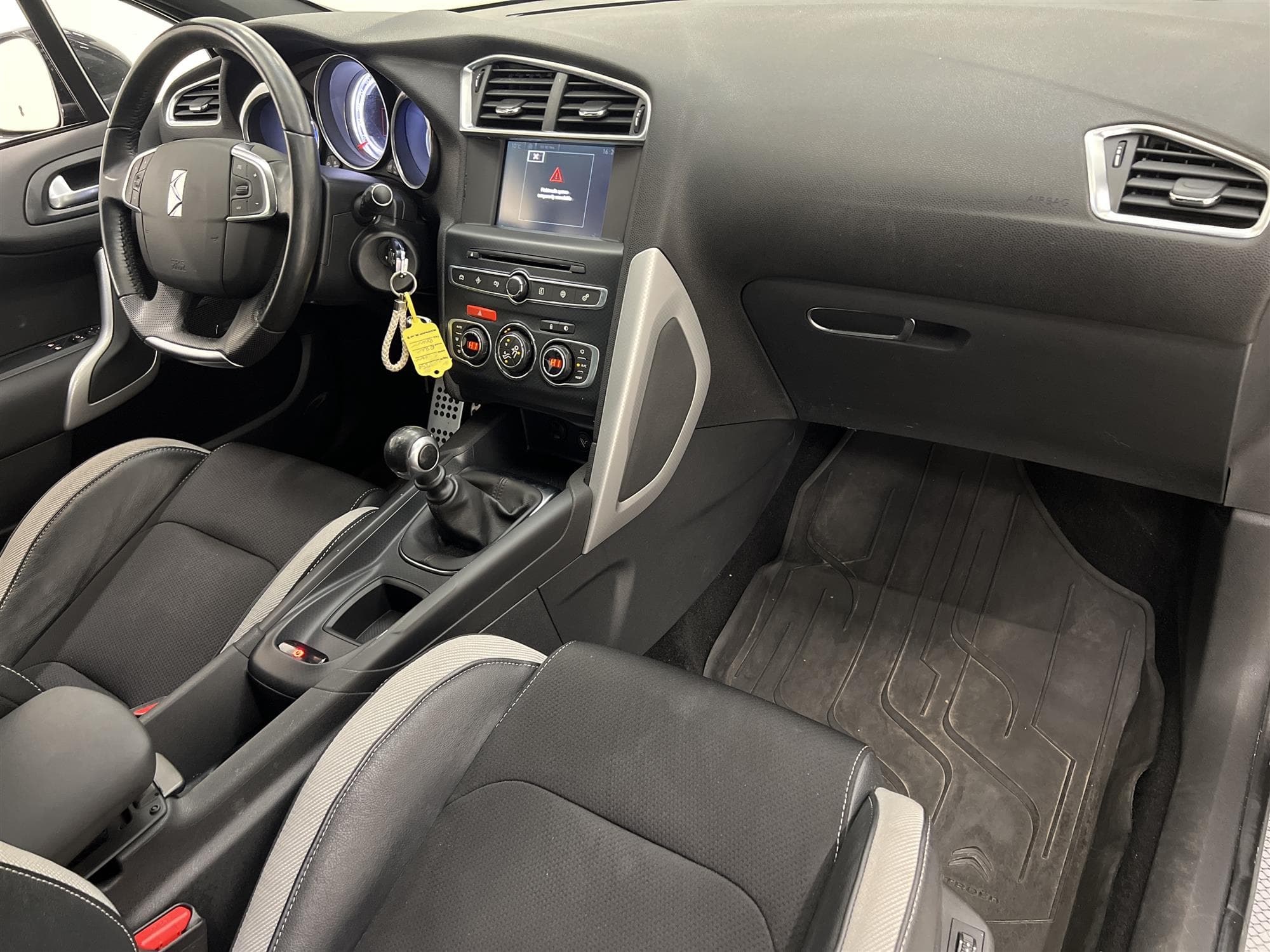 Citroën C4 1.2 e-THP 130hk Låg Skatt 0,52L/mil