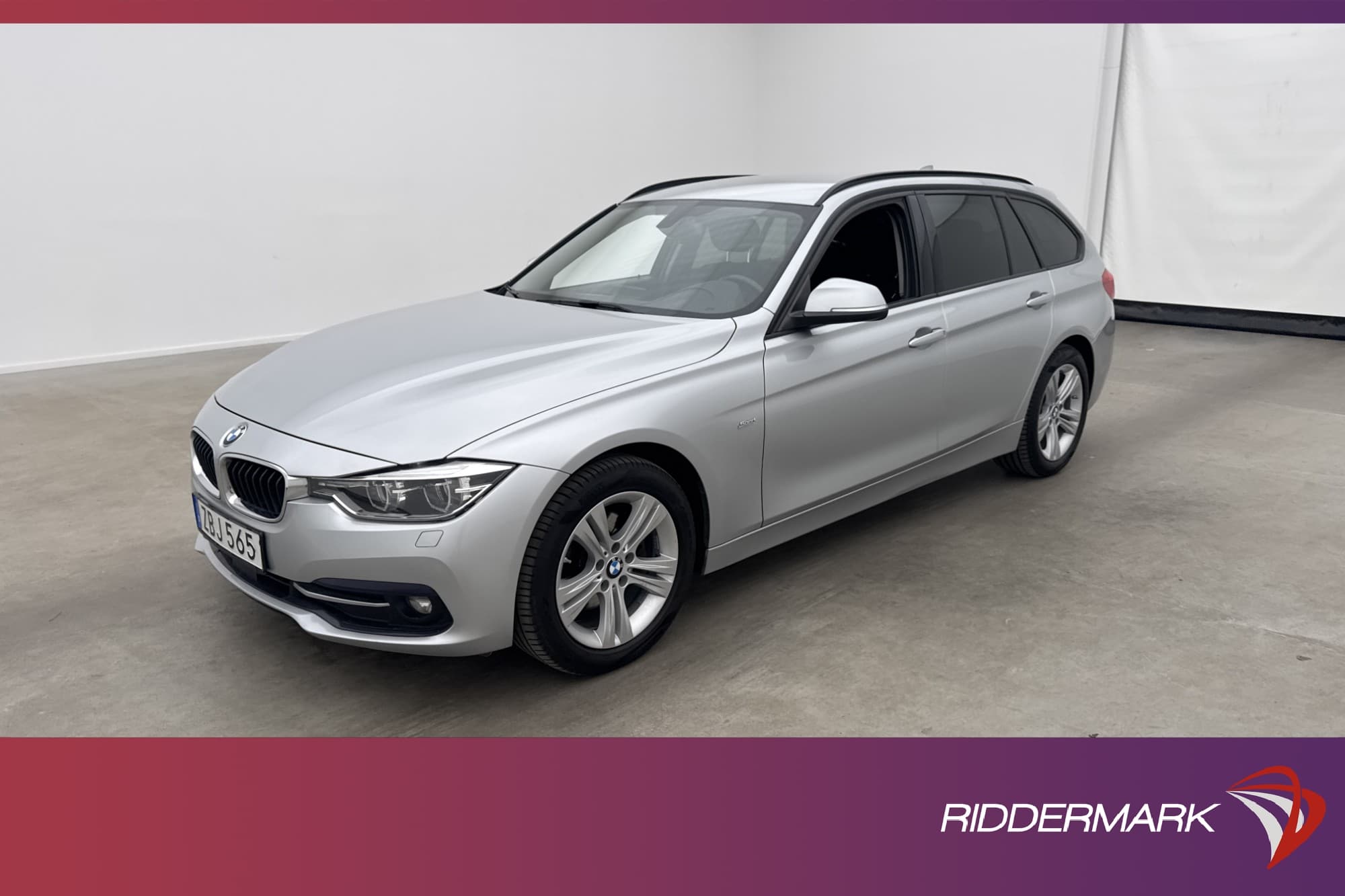 BMW 320 d xDrive 190hk Sport Line HiFi Navigation Dragkrok