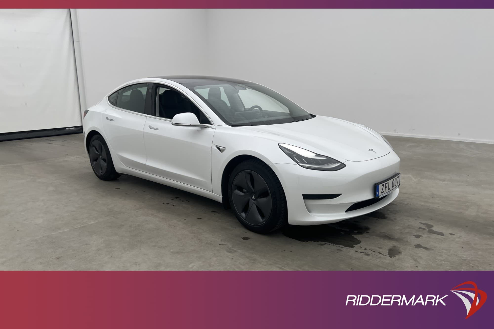 Tesla Model 3 Standard Range Plus